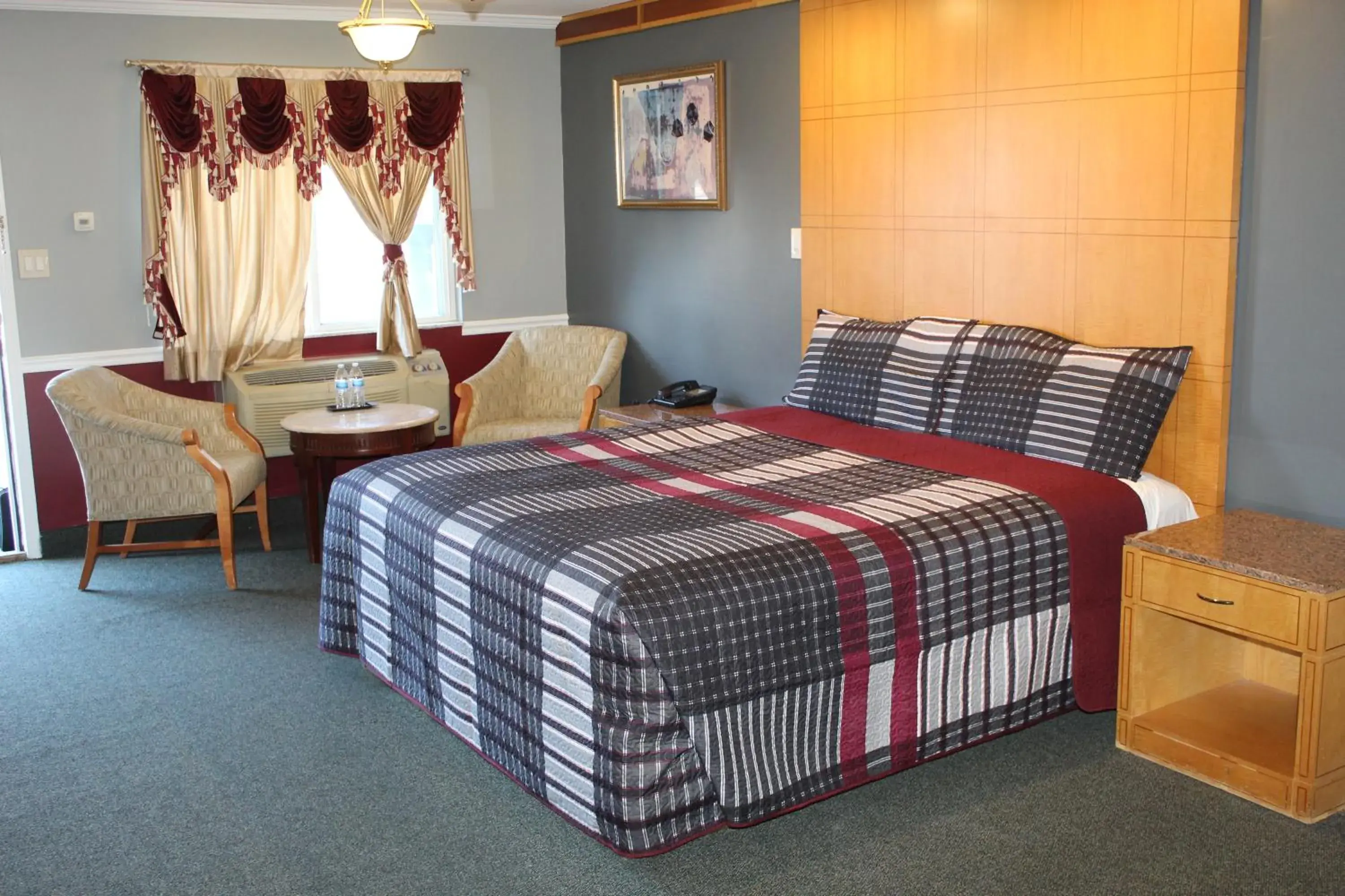 Bed in Liberty Inn Absecon Atlantic City Bed in Liberty Inn Absecon Atlantic City