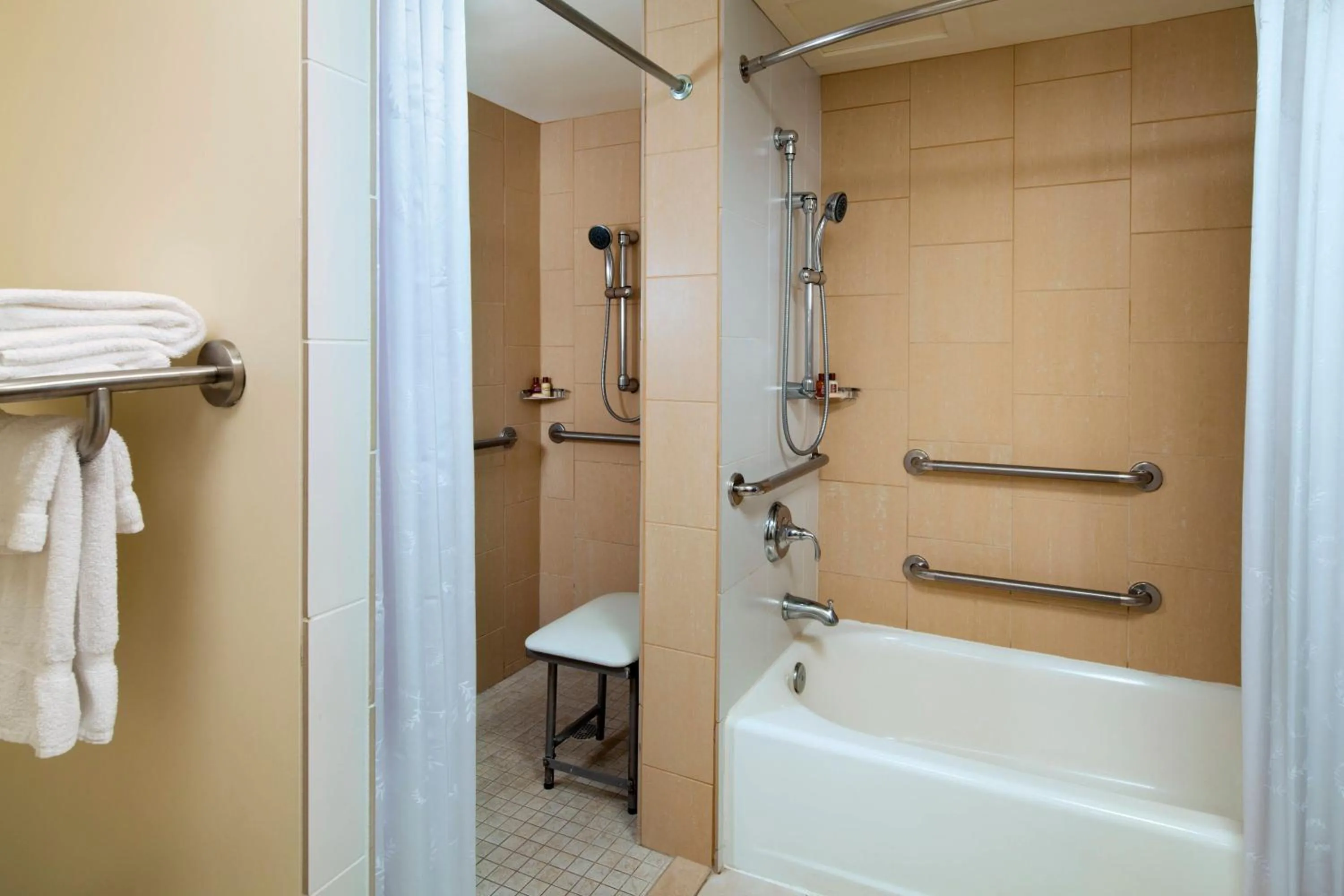 Bathroom in Sheraton Waikiki Beach Resort