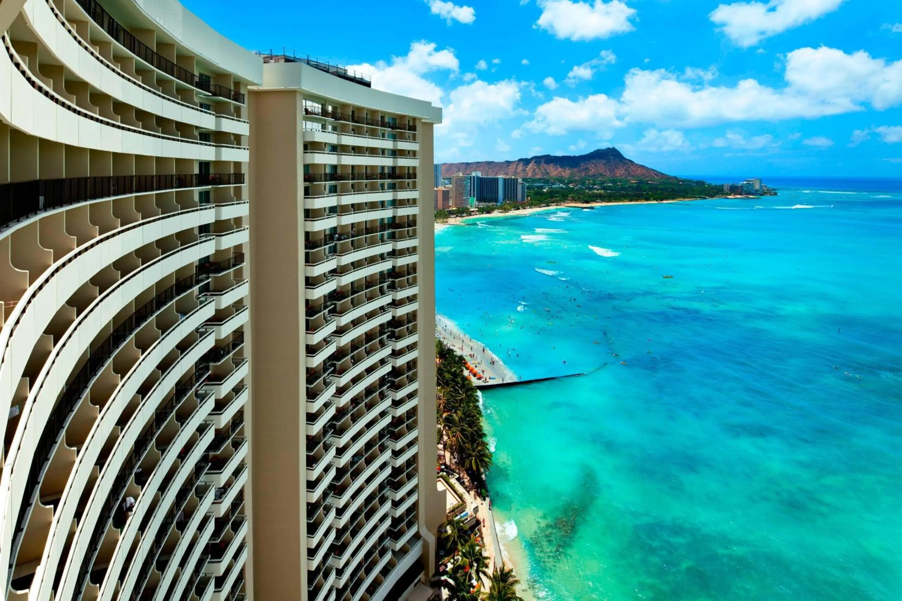 Property building in Sheraton Waikiki Beach Resort