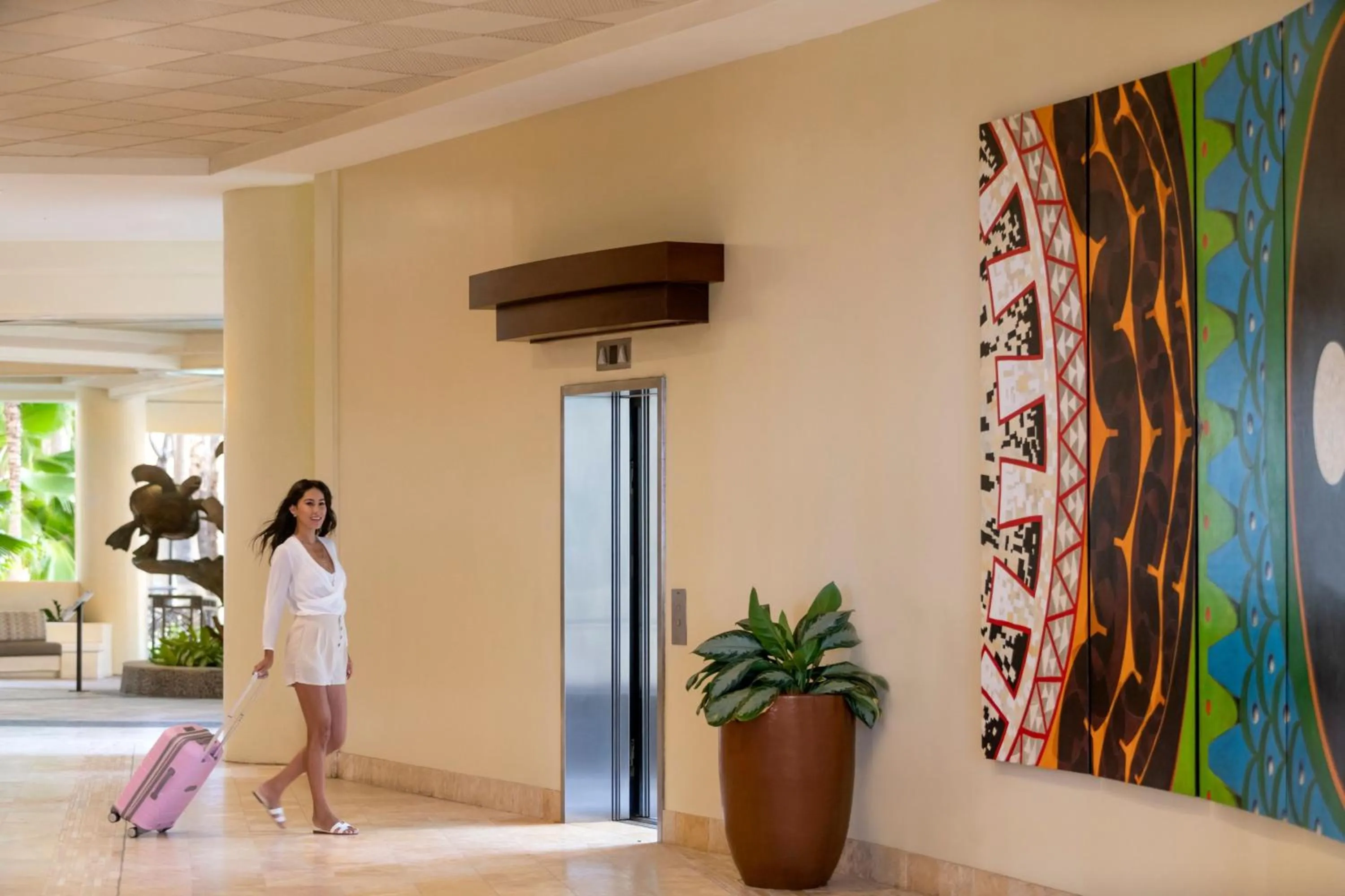 Lobby or reception in Sheraton Waikiki Beach Resort