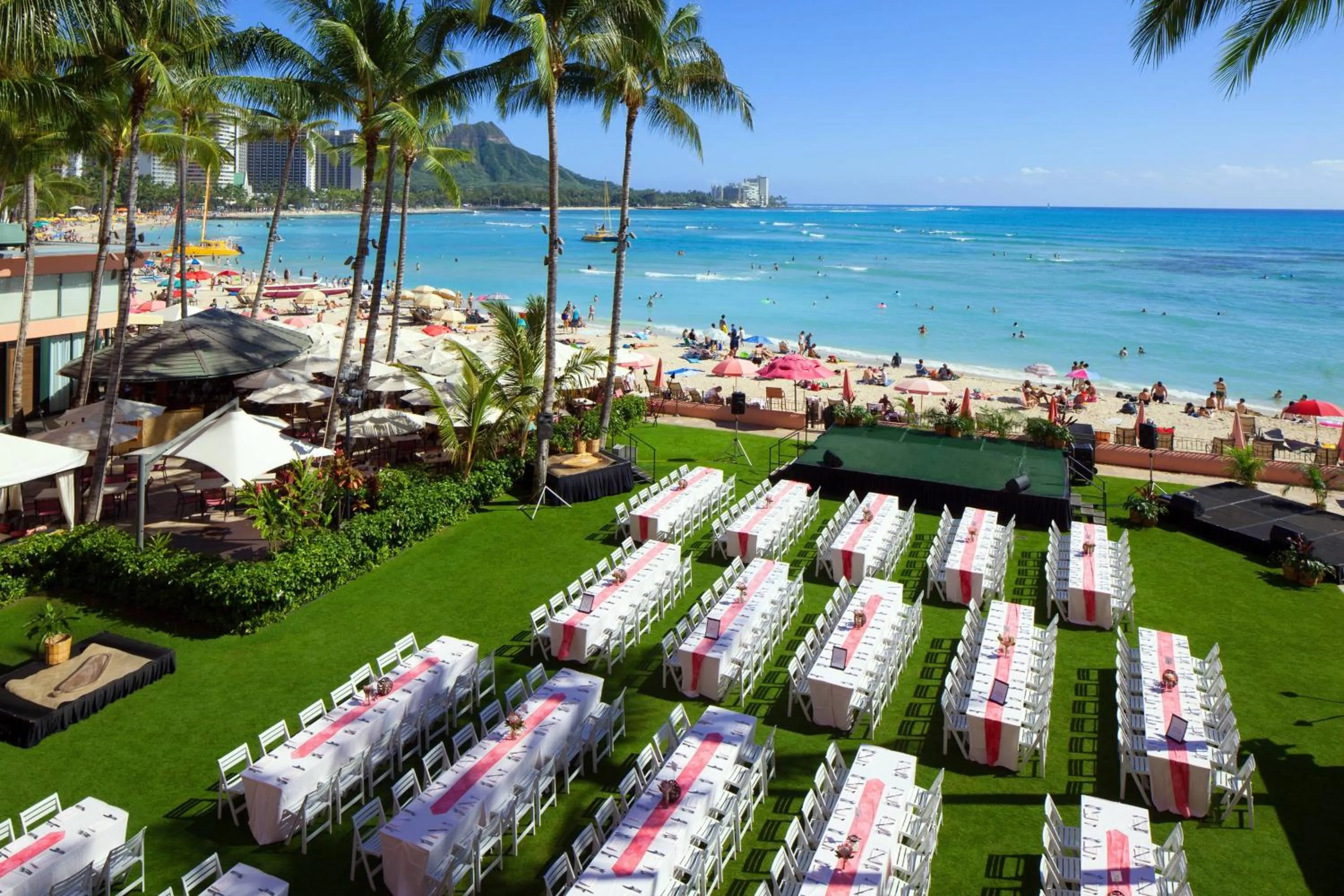 Restaurant/places to eat in The Royal Hawaiian, A Luxury Collection Resort, Waikiki