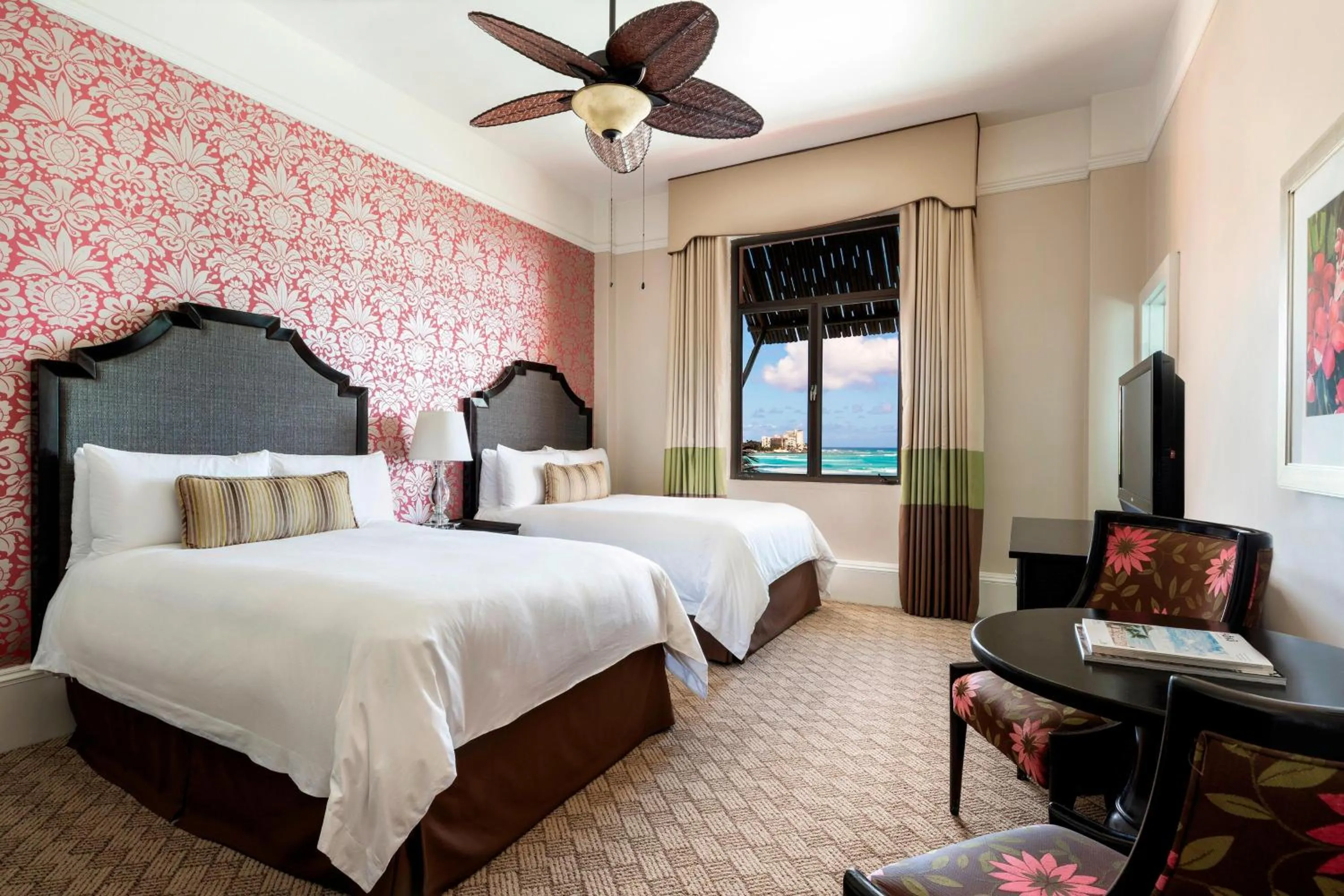 Photo of the whole room, Bed in The Royal Hawaiian, A Luxury Collection Resort, Waikiki