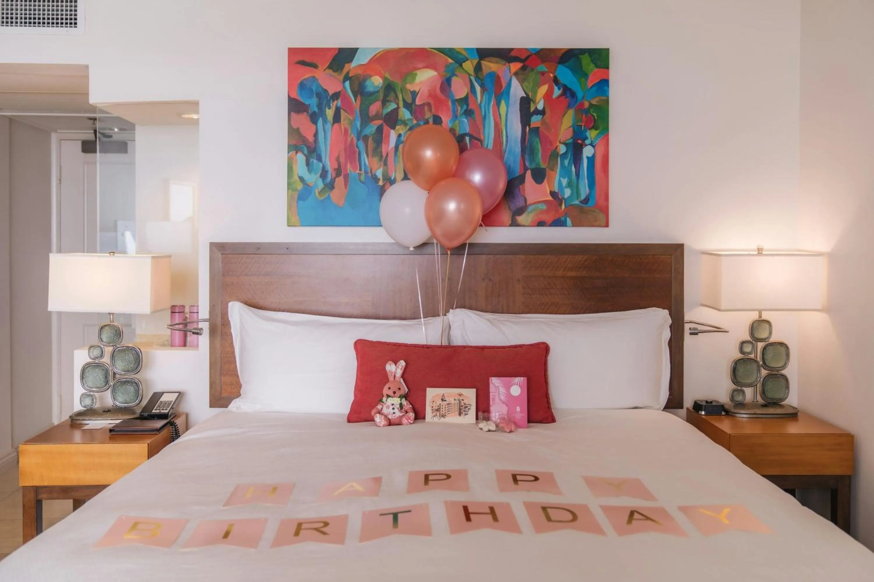 Other, Bed in The Royal Hawaiian, A Luxury Collection Resort, Waikiki