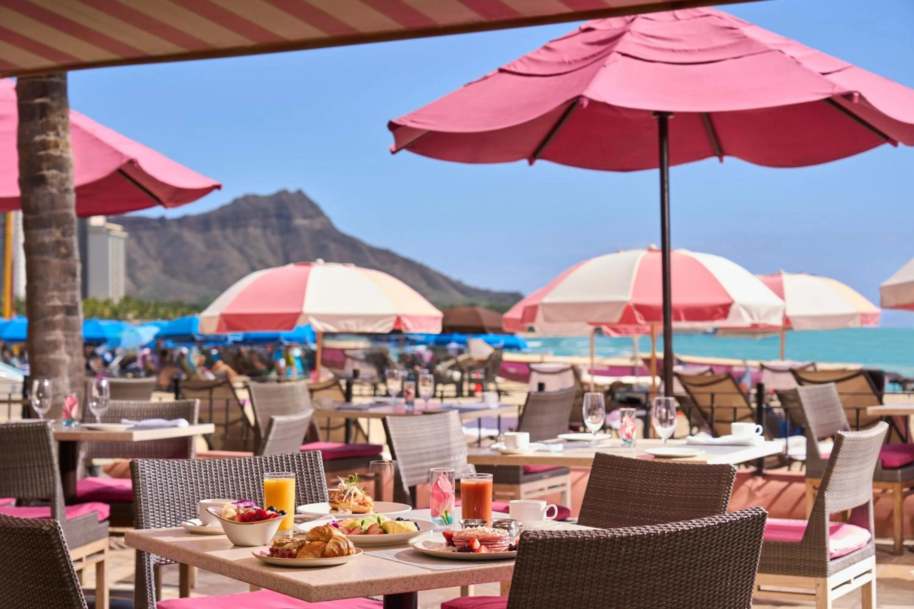 Breakfast in The Royal Hawaiian, A Luxury Collection Resort, Waikiki