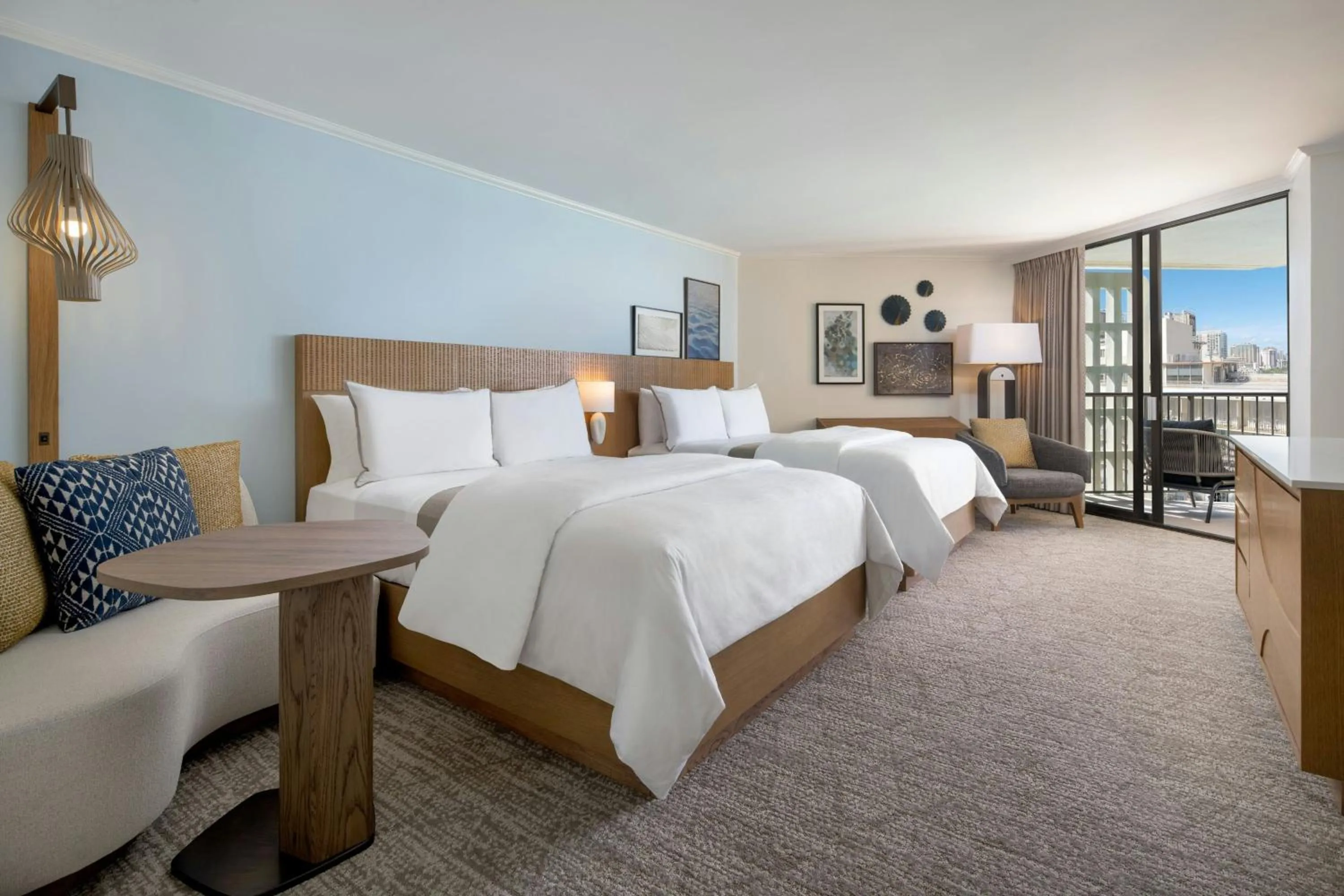 Photo of the whole room, Bed in Moana Surfrider, A Westin Resort & Spa, Waikiki Beach