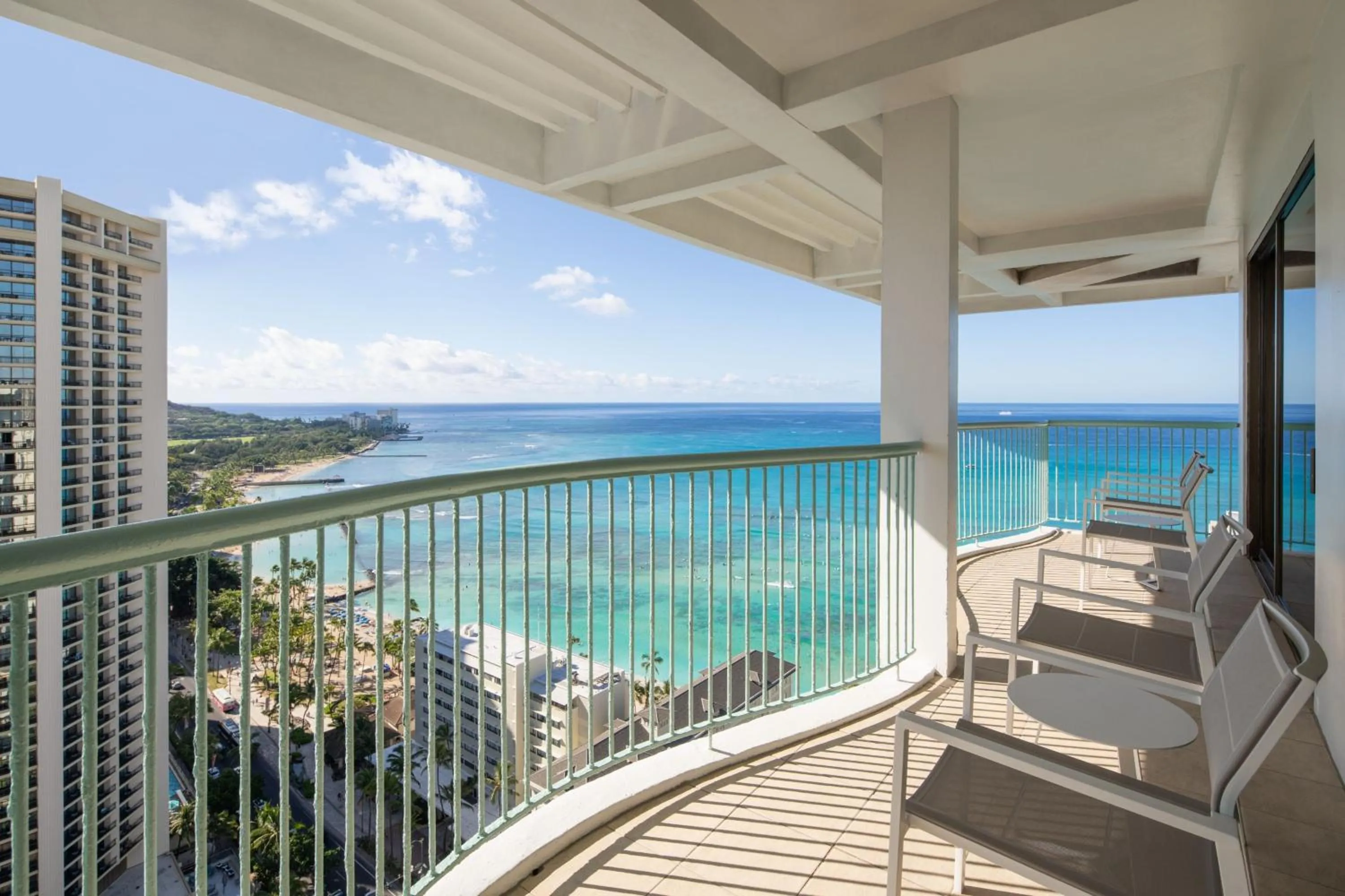 Photo of the whole room in Sheraton Princess Kaiulani Waikiki Beach