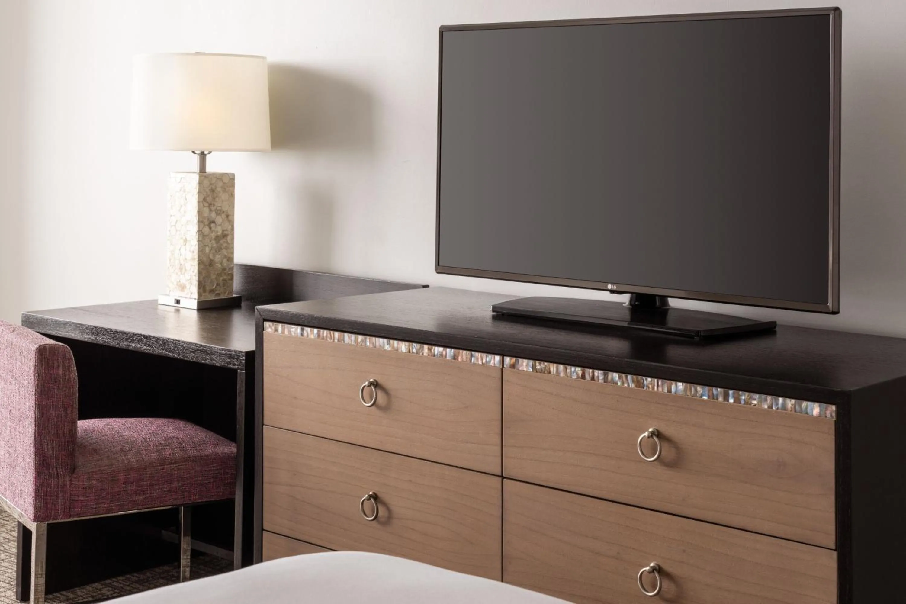 Photo of the whole room in Sheraton Princess Kaiulani Waikiki Beach