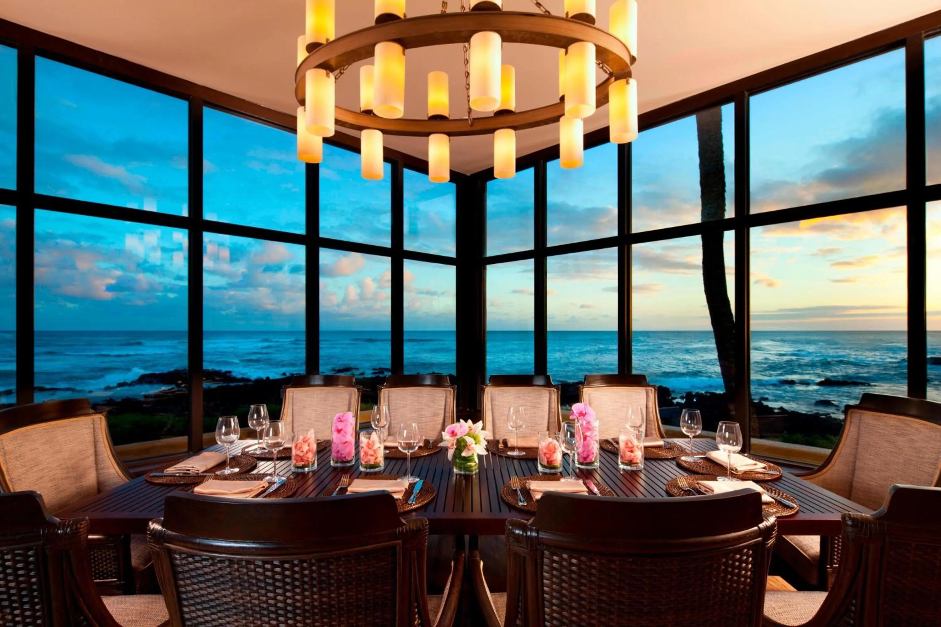 Restaurant/places to eat in Sheraton Kauai Resort