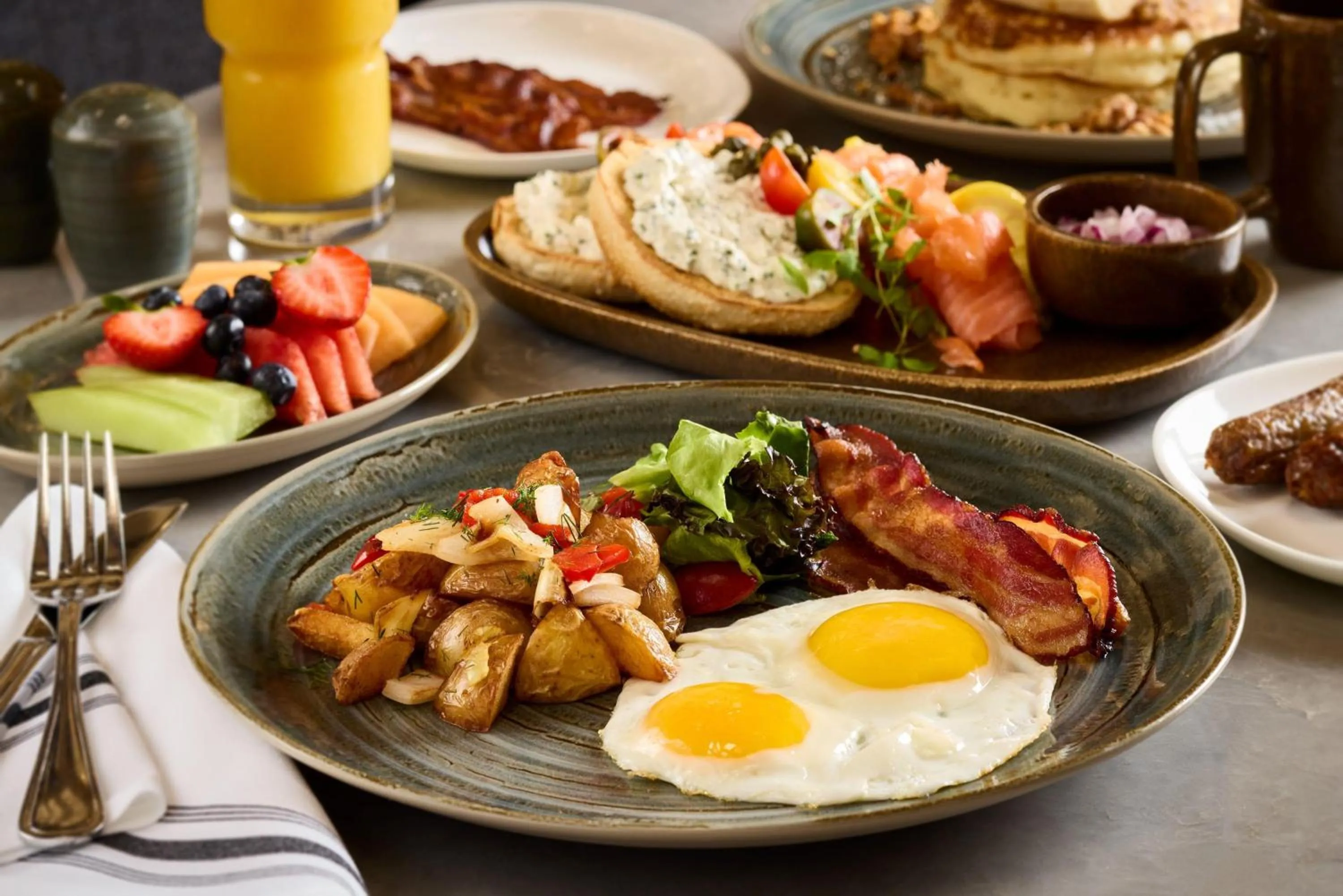 Restaurant/places to eat in Hyatt Regency Washington on Capitol Hill