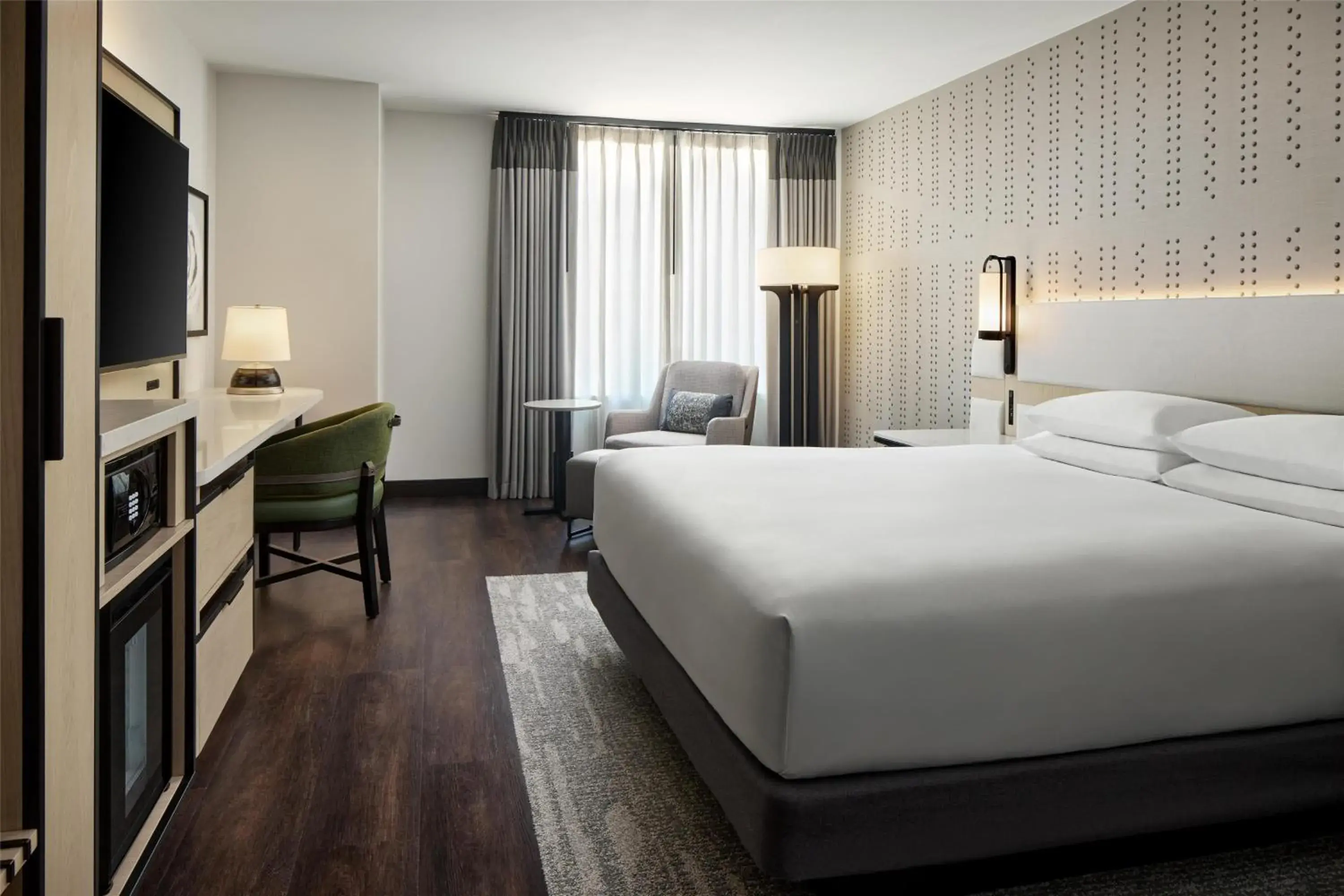 Bedroom, Bed in Hyatt Regency Washington on Capitol Hill Bedroom, Bed in Hyatt Regency Washington on Capitol Hill