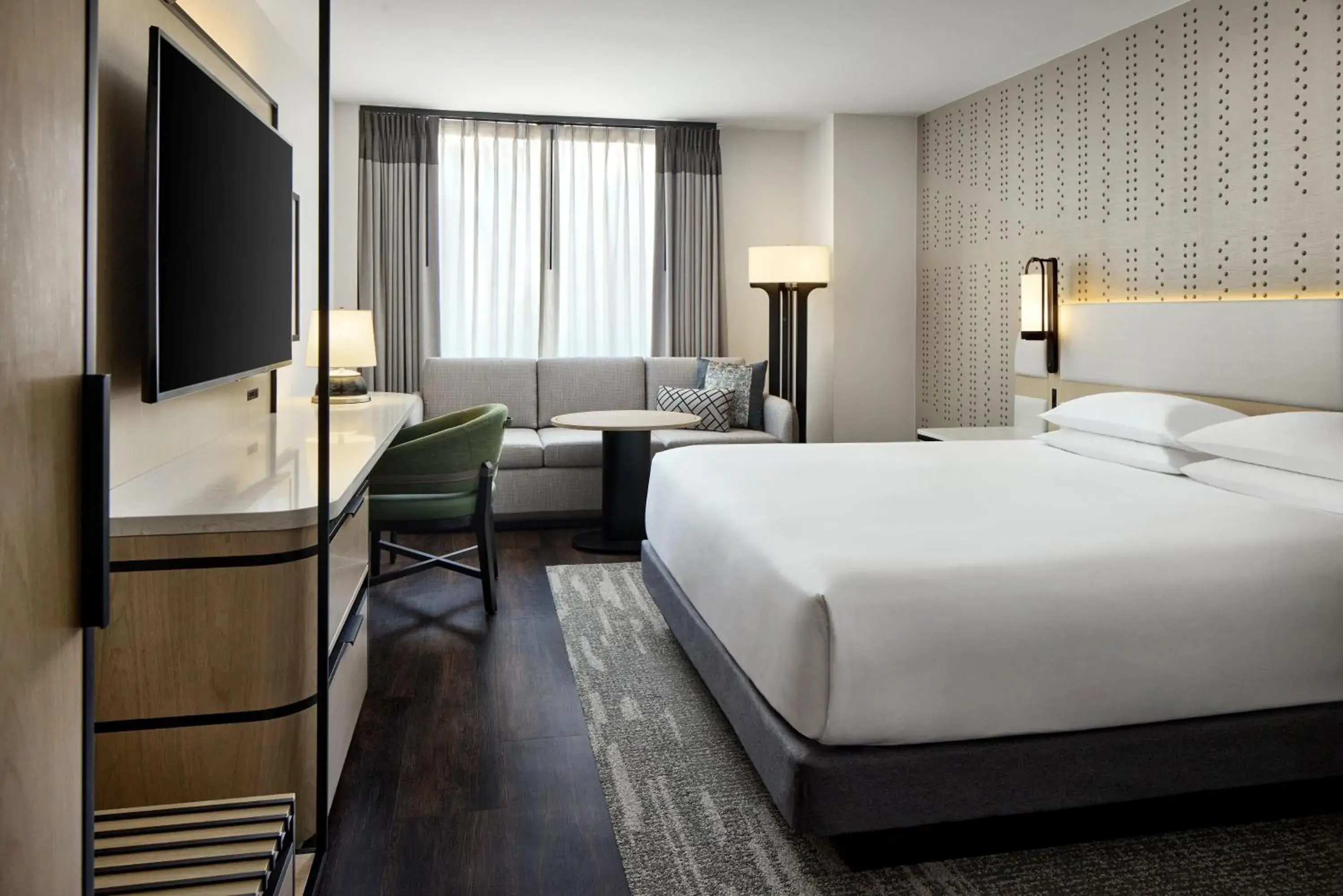 Bedroom, Bed in Hyatt Regency Washington on Capitol Hill Bedroom, Bed in Hyatt Regency Washington on Capitol Hill