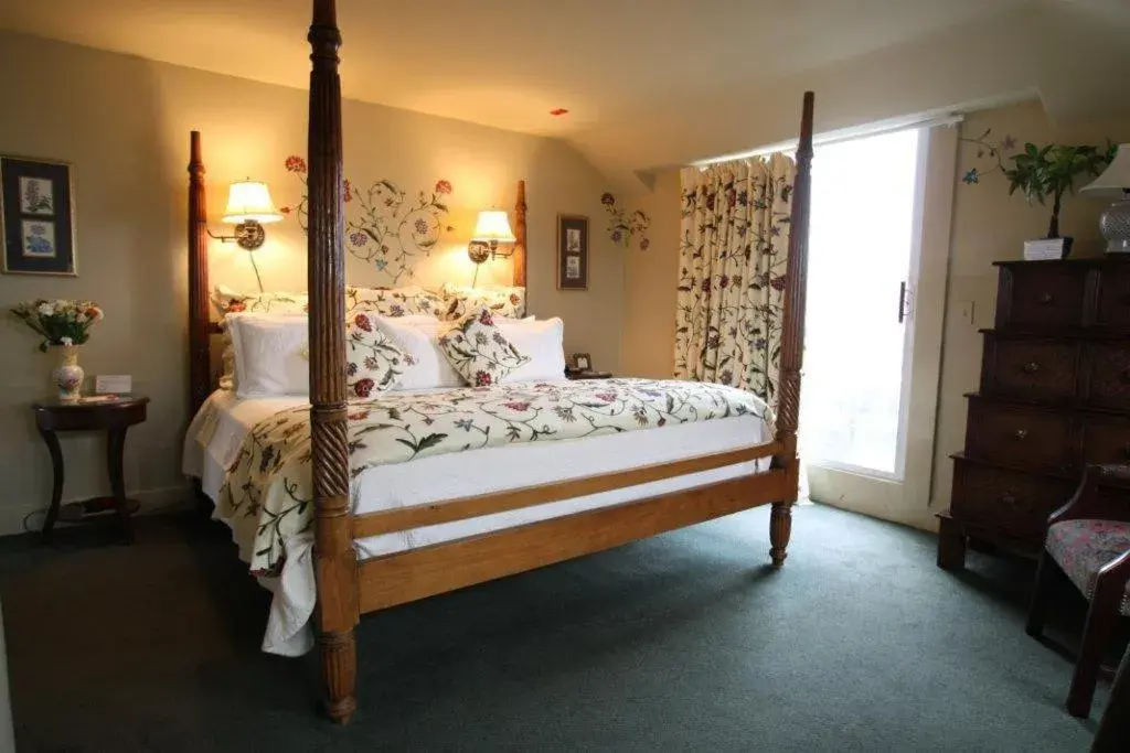 Bed in Admiral Fitzroy Inn Bed in Admiral Fitzroy Inn