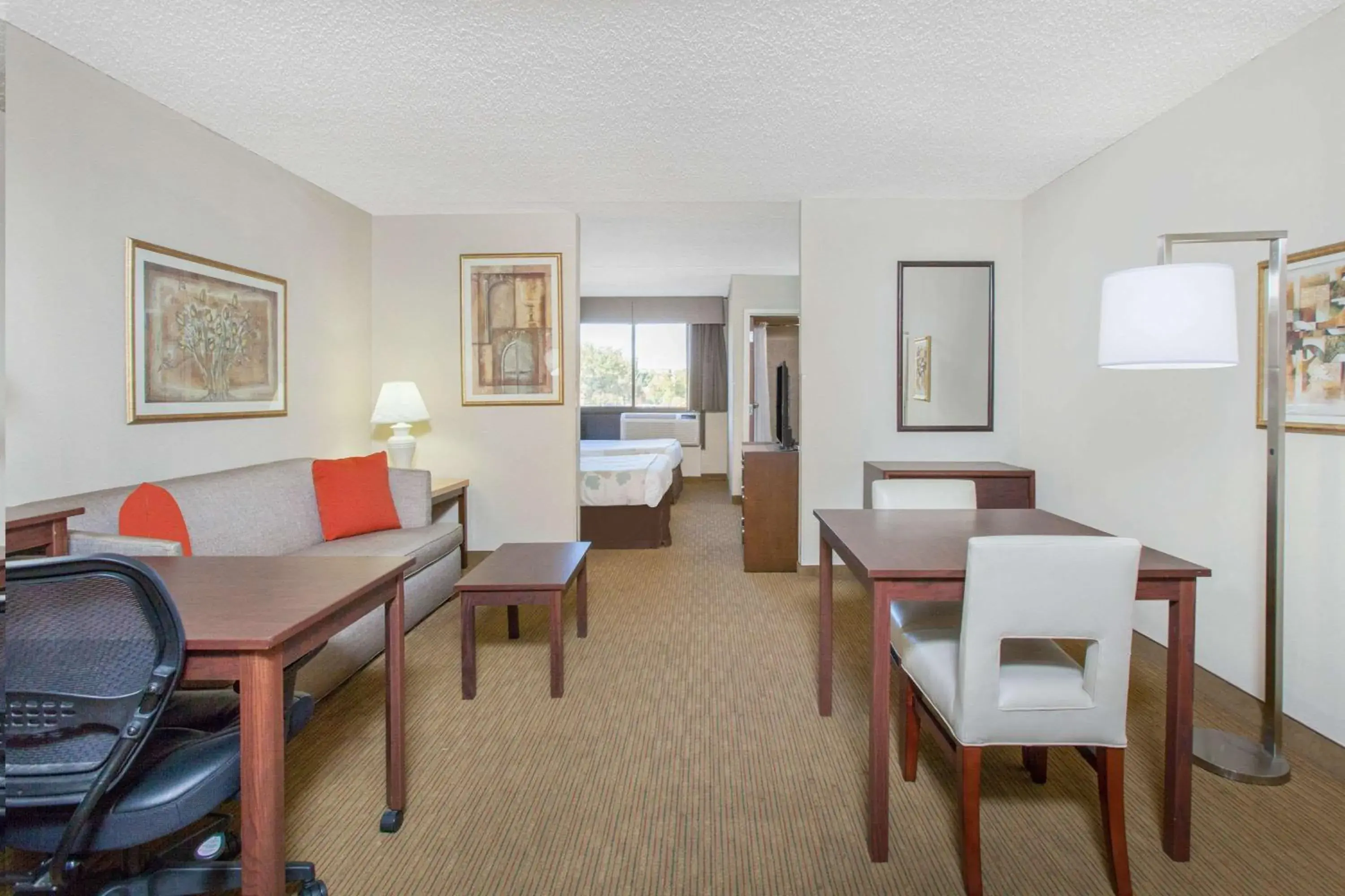 Photo of the whole room in Hawthorn Suites Midwest City Photo of the whole room in Hawthorn Suites Midwest City