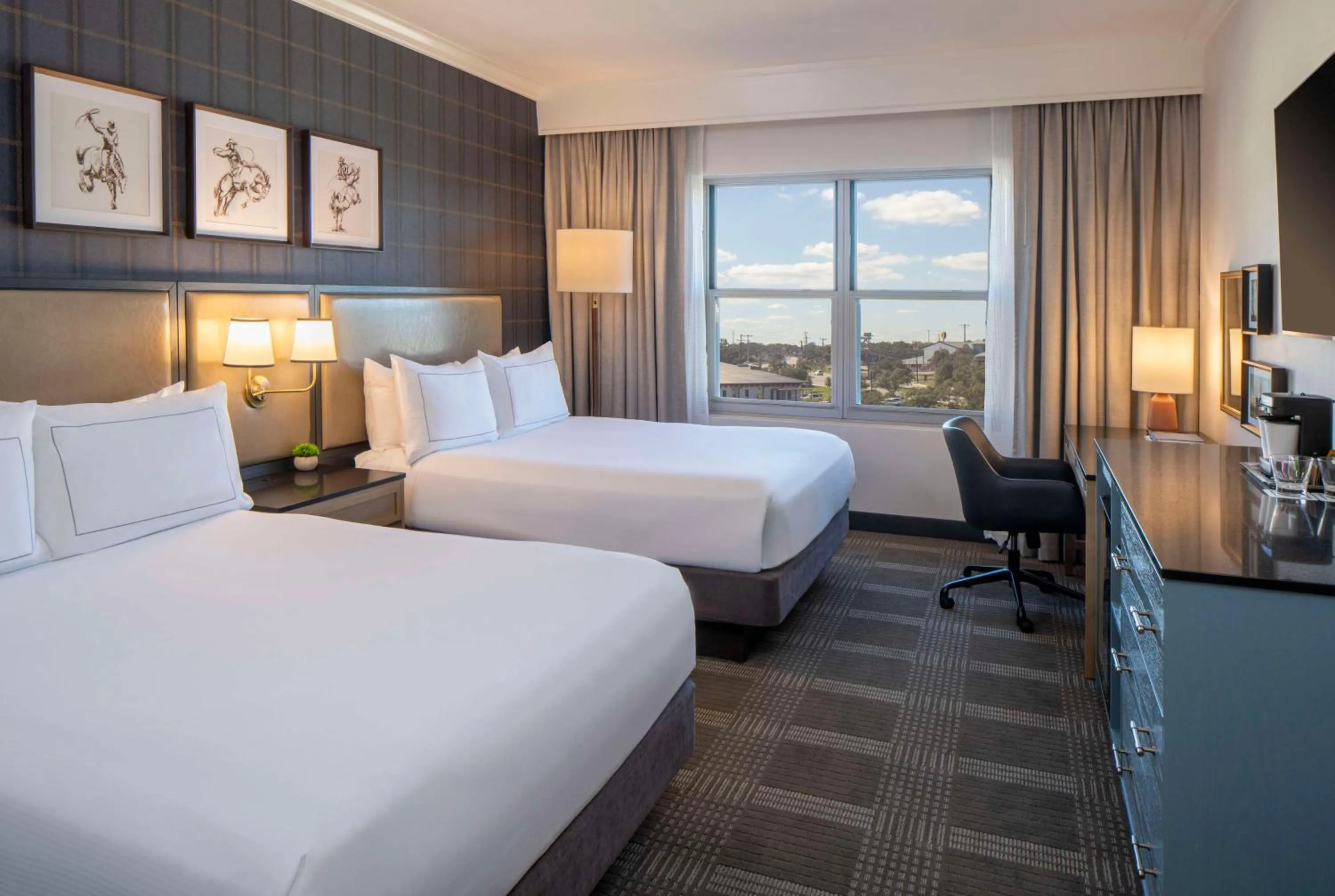 Bed in Hilton San Antonio Hill Country