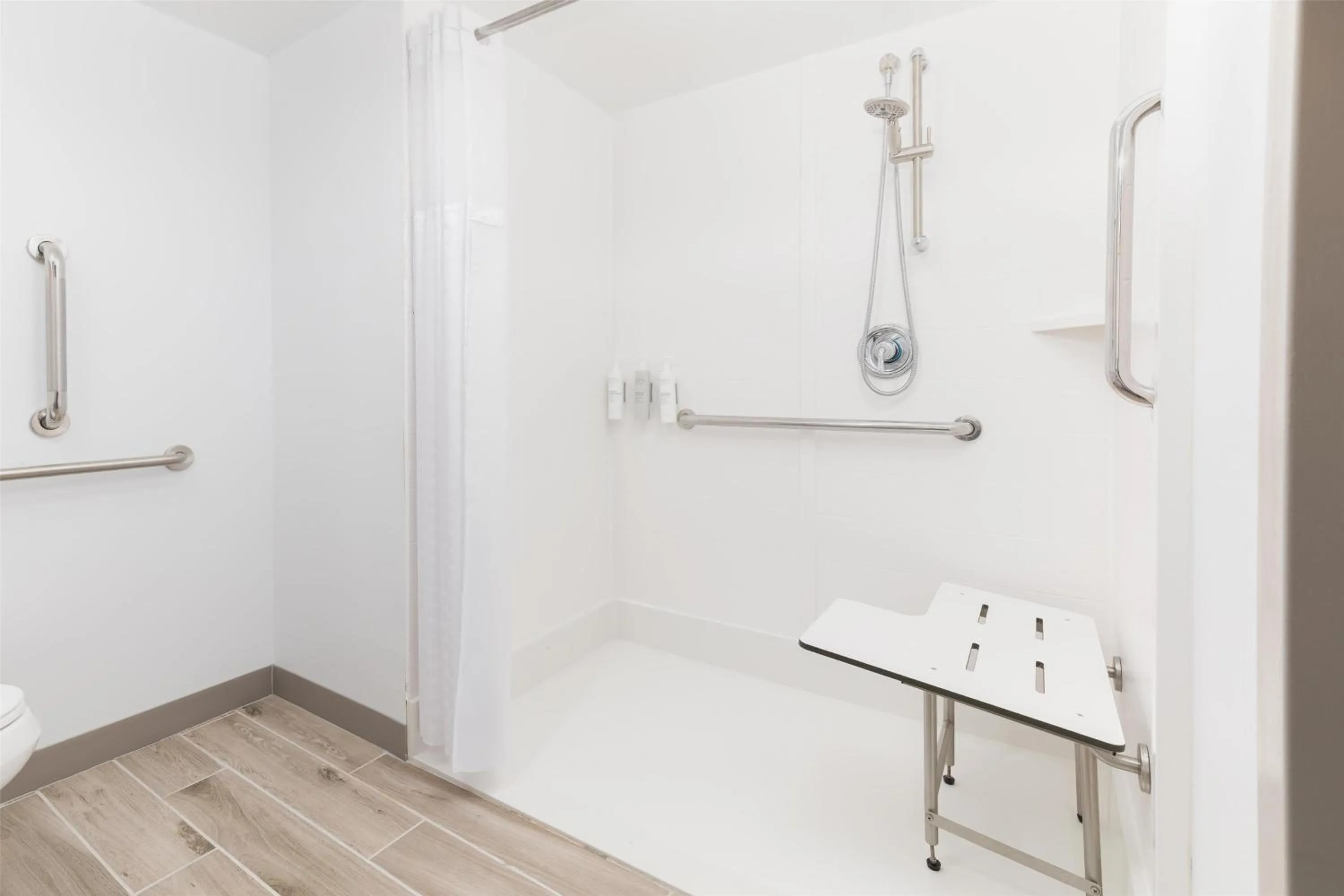 Bathroom in Hilton Garden Inn Hanover Arundel Mills, MD