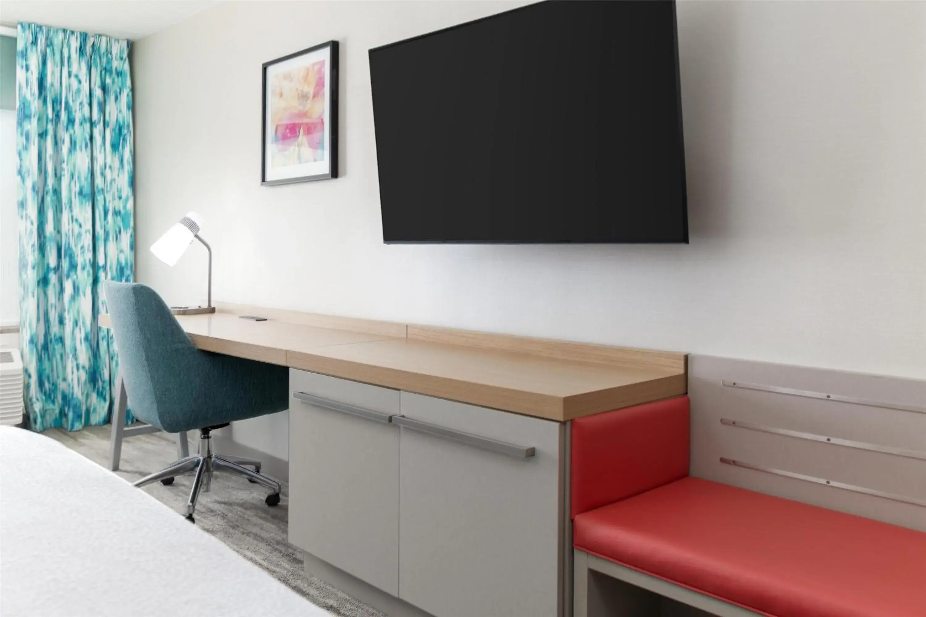 Bedroom in Hilton Garden Inn Hanover Arundel Mills, MD Bedroom in Hilton Garden Inn Hanover Arundel Mills, MD