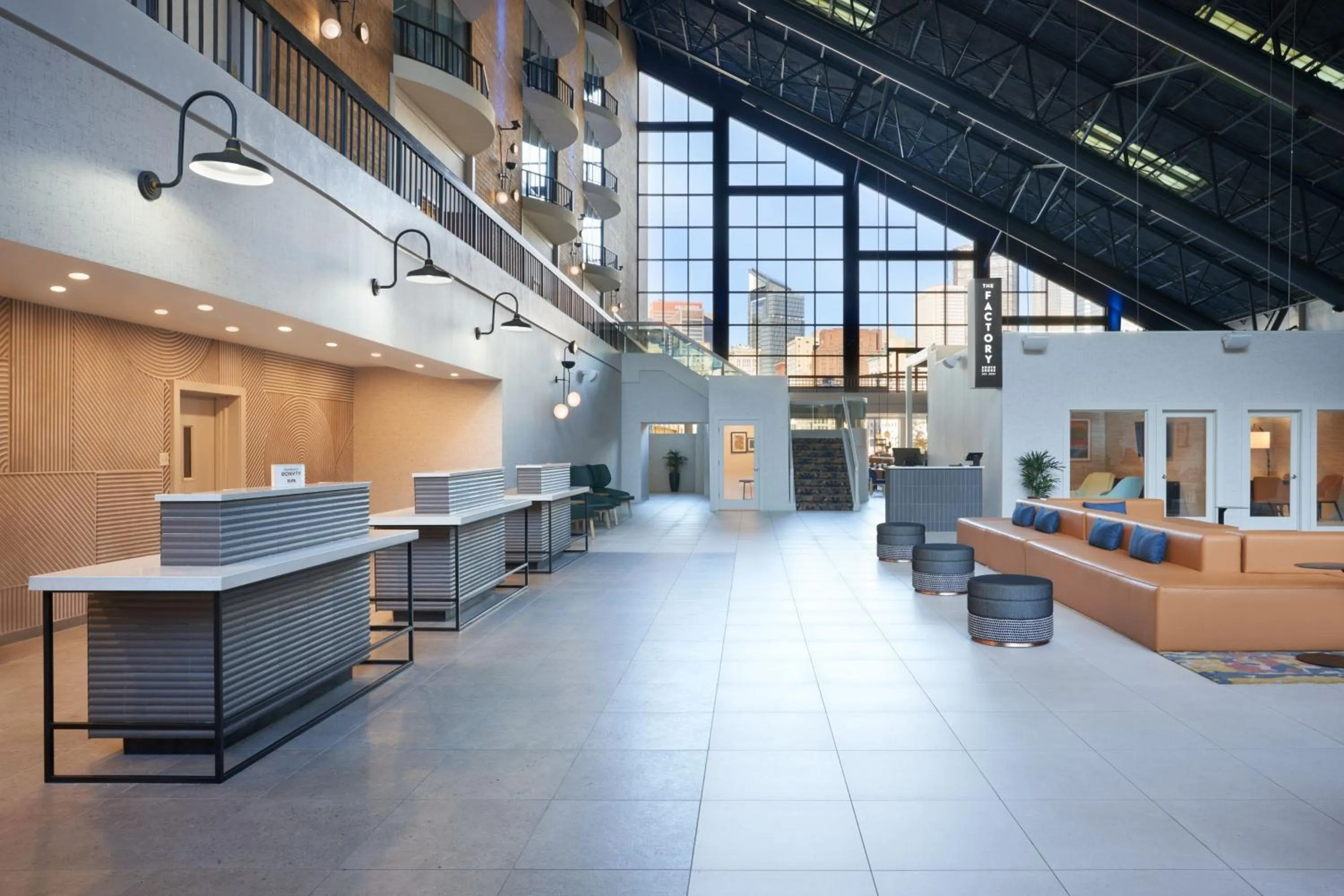 Lobby or reception in Sheraton Pittsburgh Hotel at Station Square
