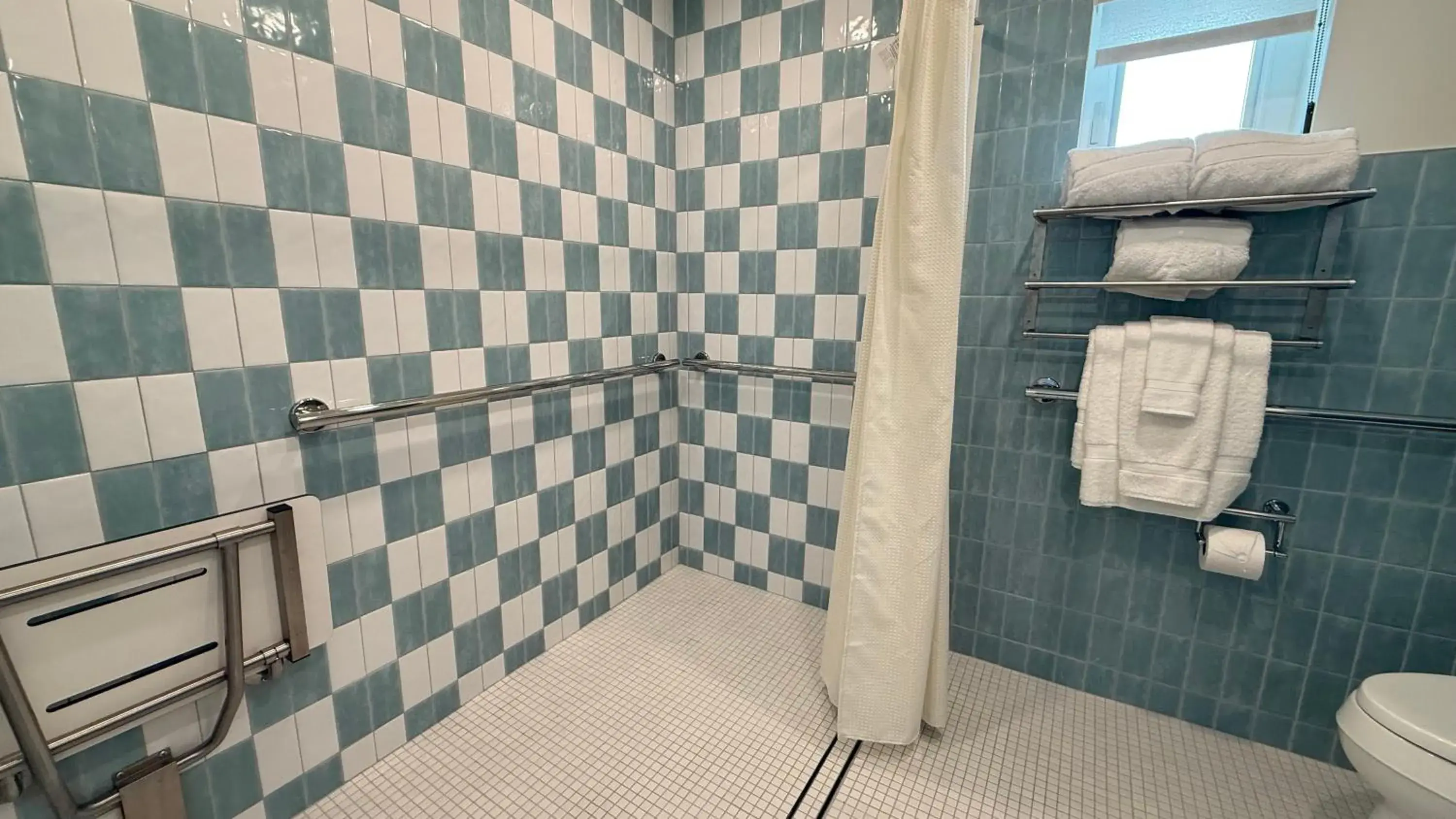 Skipjack Resort & Marina Skipjack Resort & Marina