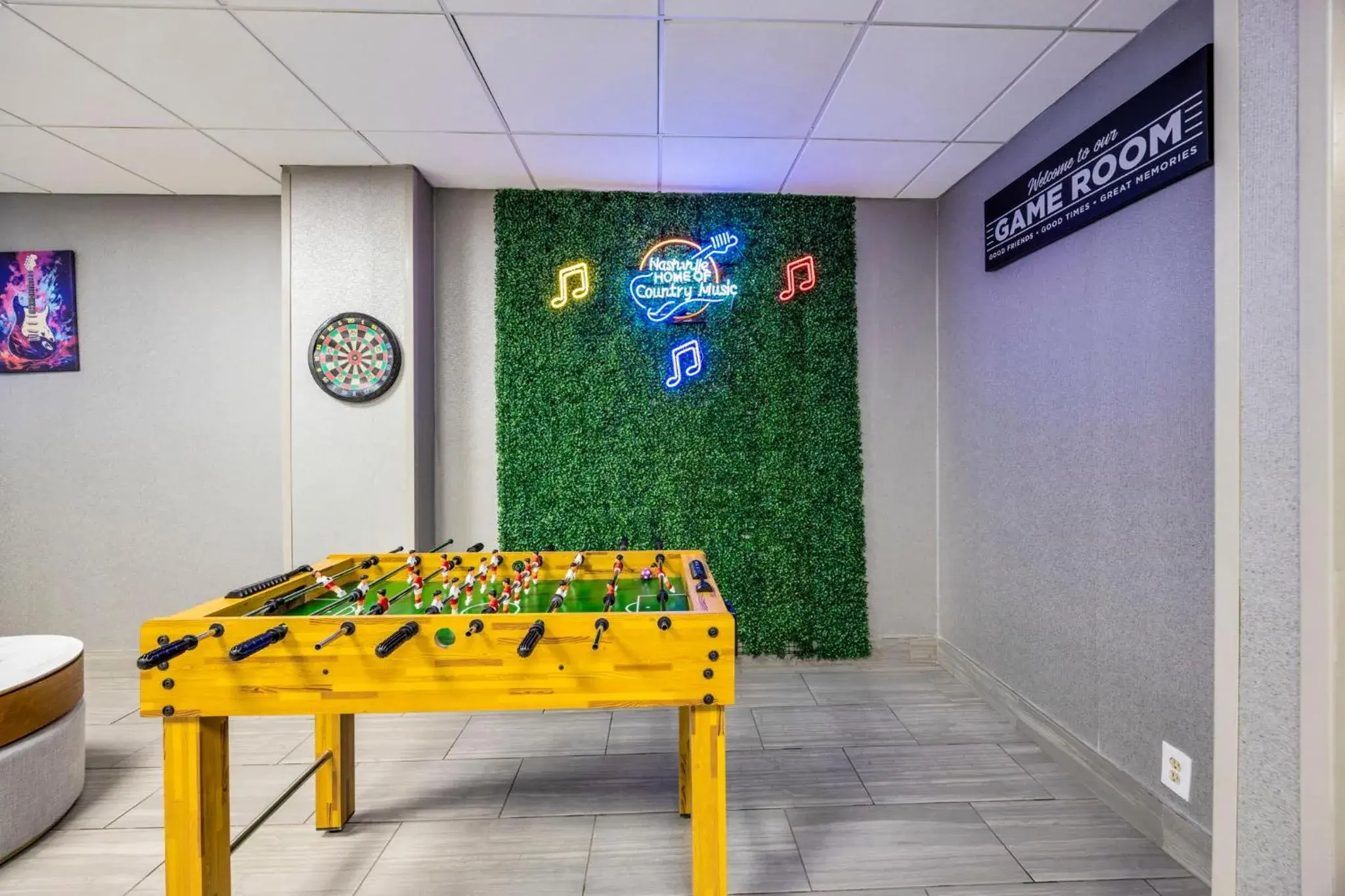 Property building in Best Western Downtown PLUS Music Row Property building in Best Western Downtown PLUS Music Row