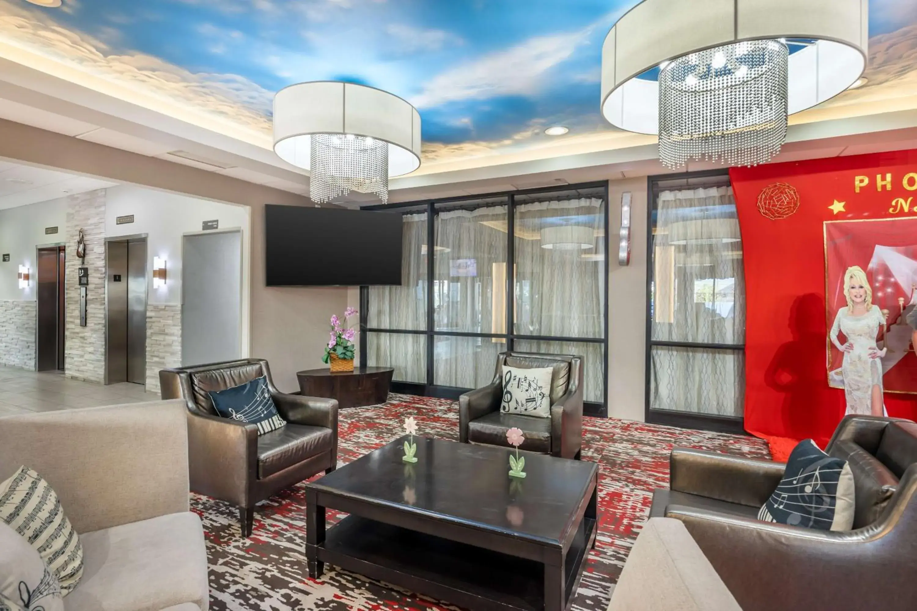 Lobby or reception in Best Western Downtown PLUS Music Row Lobby or reception in Best Western Downtown PLUS Music Row