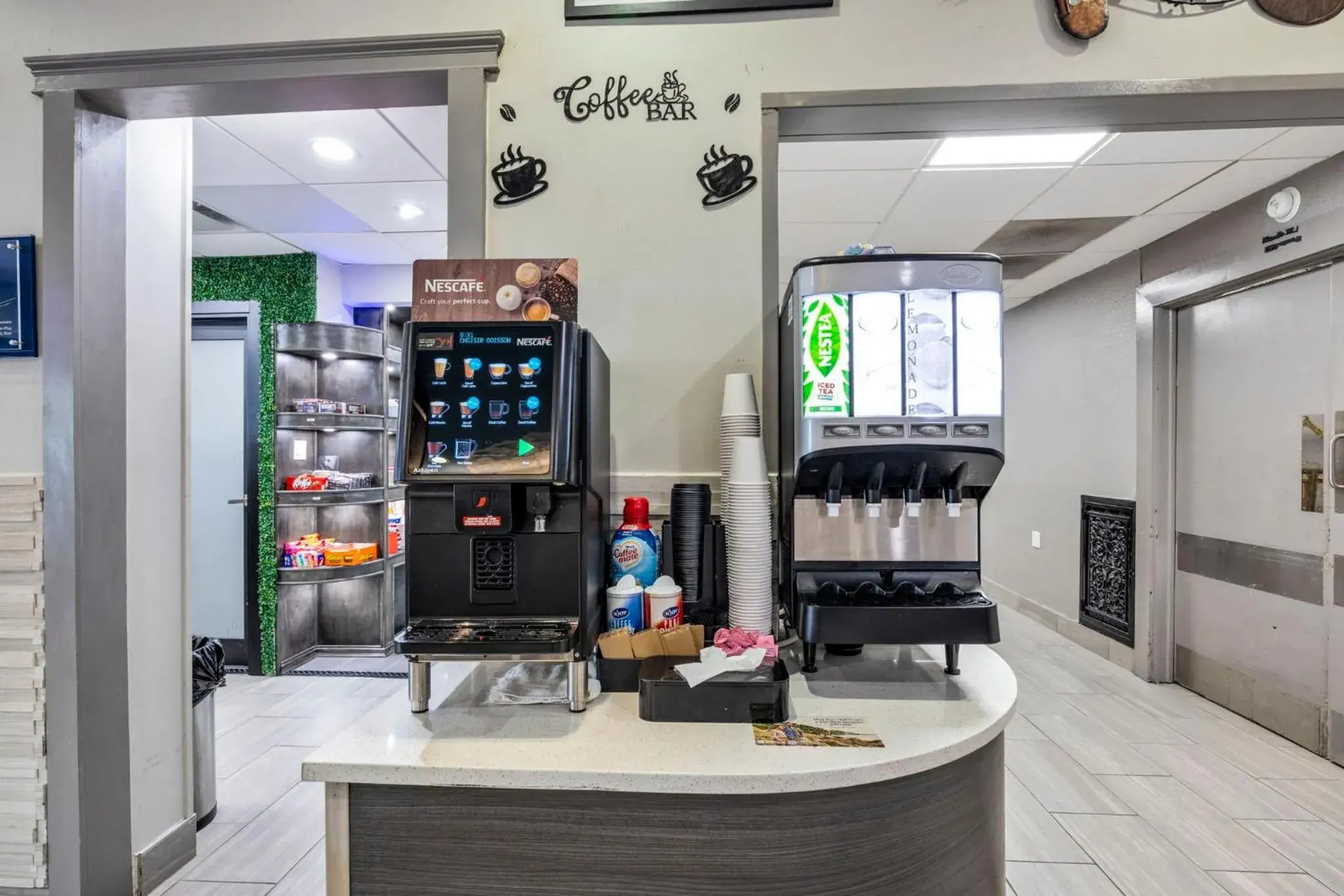 Breakfast in Best Western Downtown PLUS Music Row Breakfast in Best Western Downtown PLUS Music Row