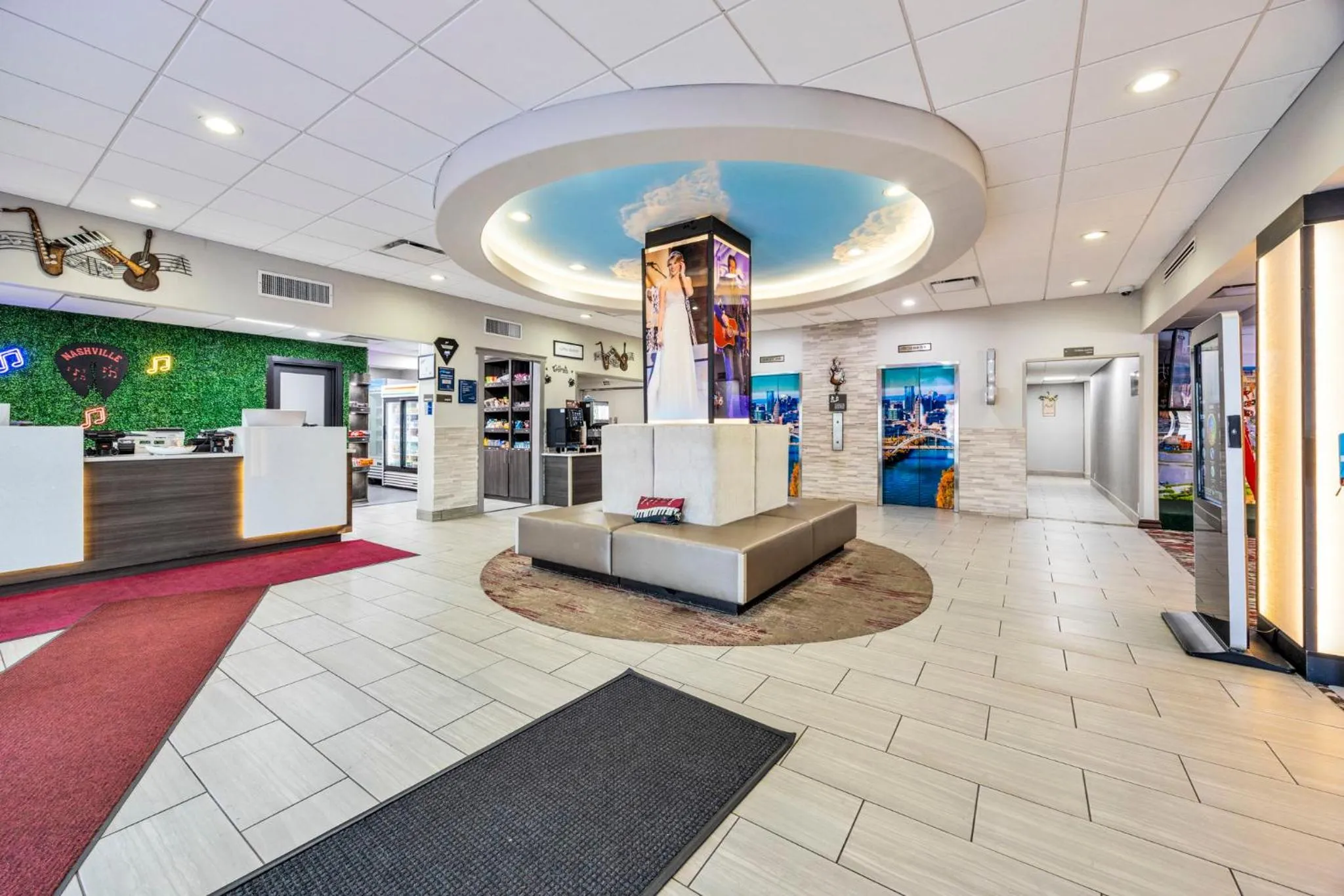 Property building in Best Western Downtown PLUS Music Row