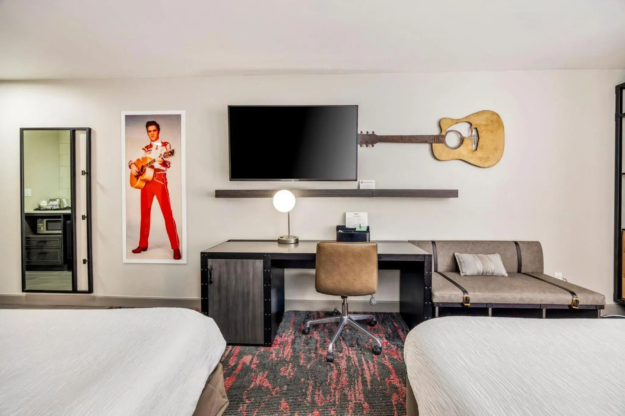 Property building, Bed in Best Western Downtown PLUS Music Row Property building, Bed in Best Western Downtown PLUS Music Row