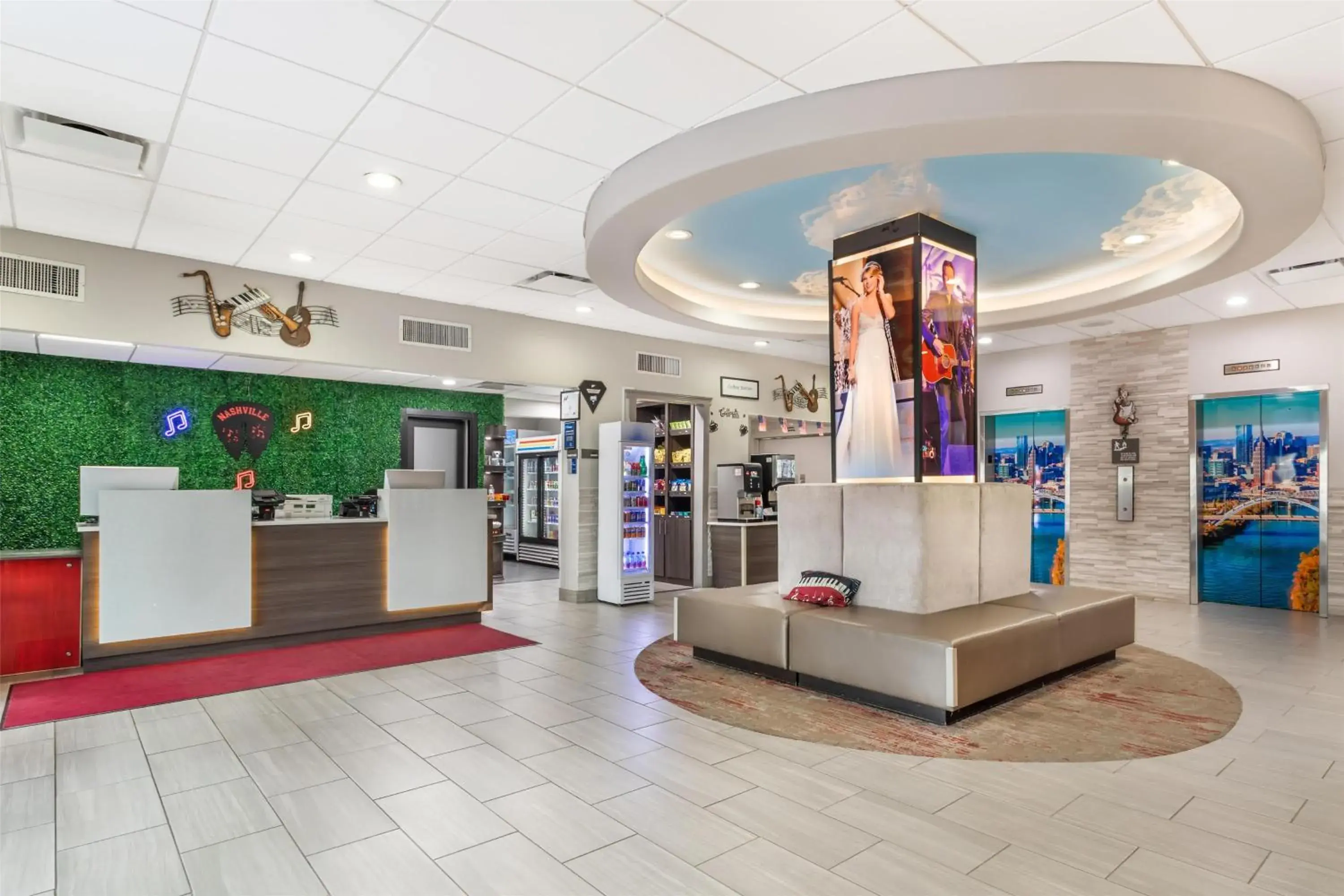 Lobby or reception in Best Western Downtown PLUS Music Row Lobby or reception in Best Western Downtown PLUS Music Row