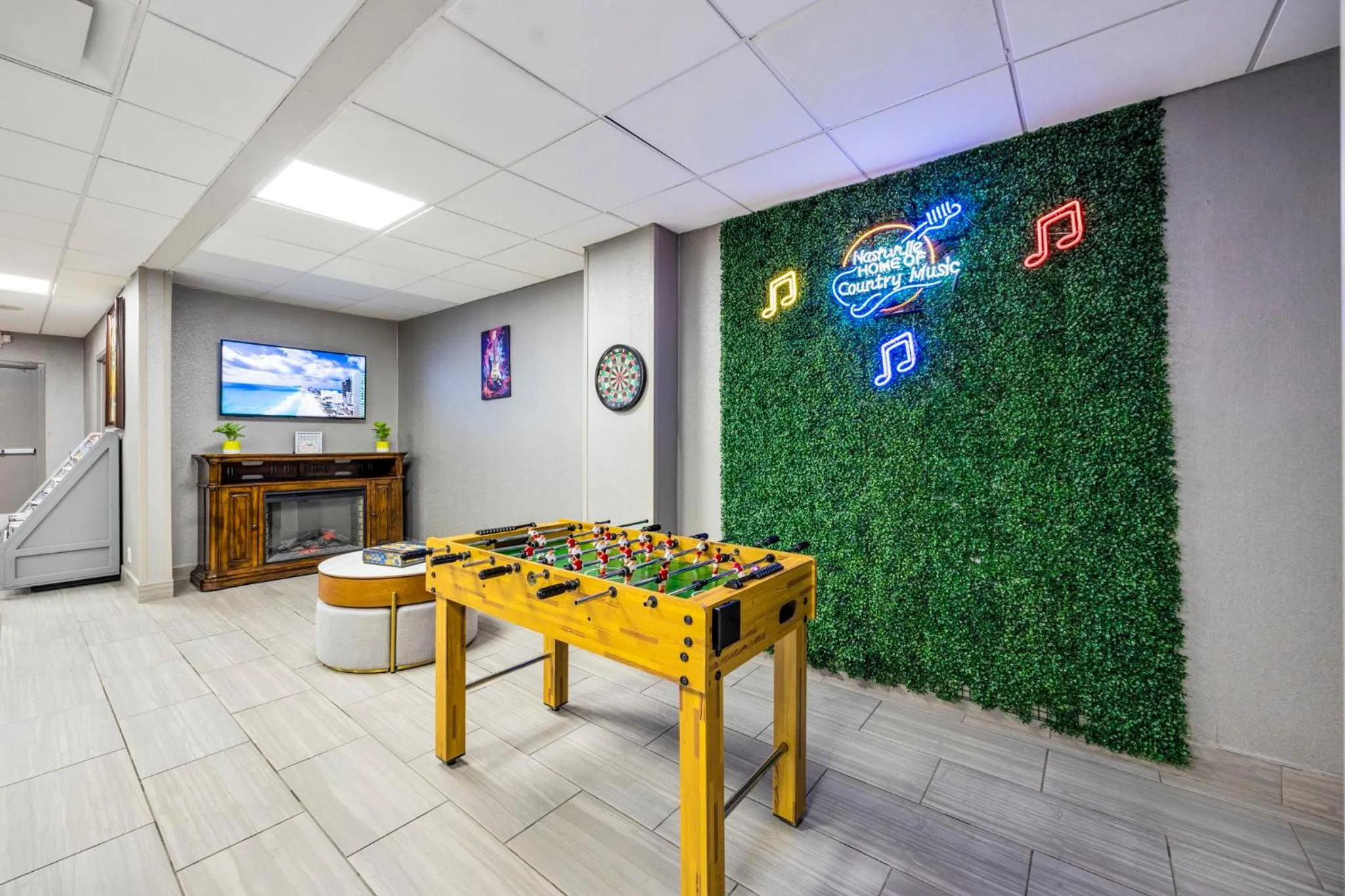 Property building in Best Western Downtown PLUS Music Row