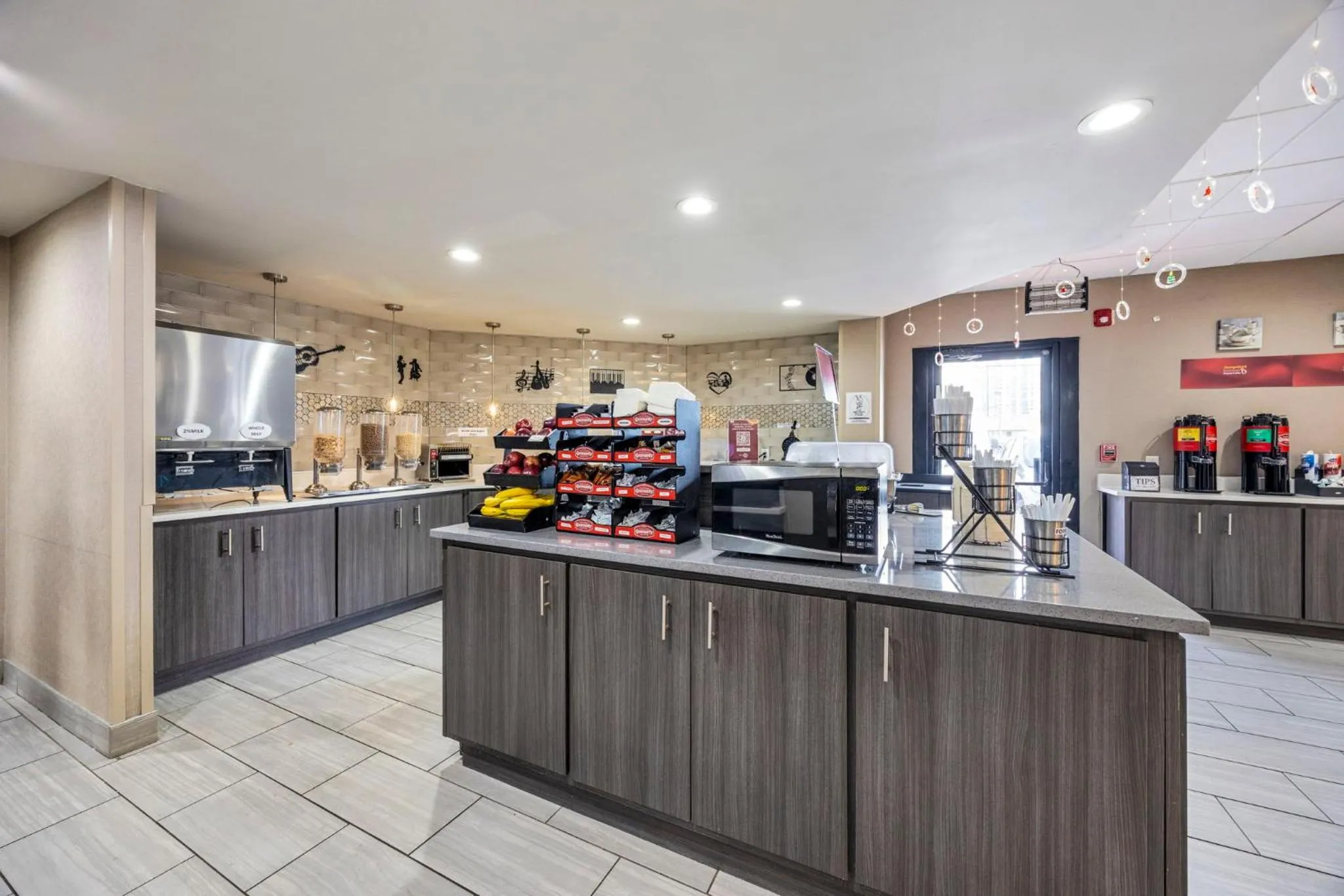 Breakfast in Best Western Downtown PLUS Music Row