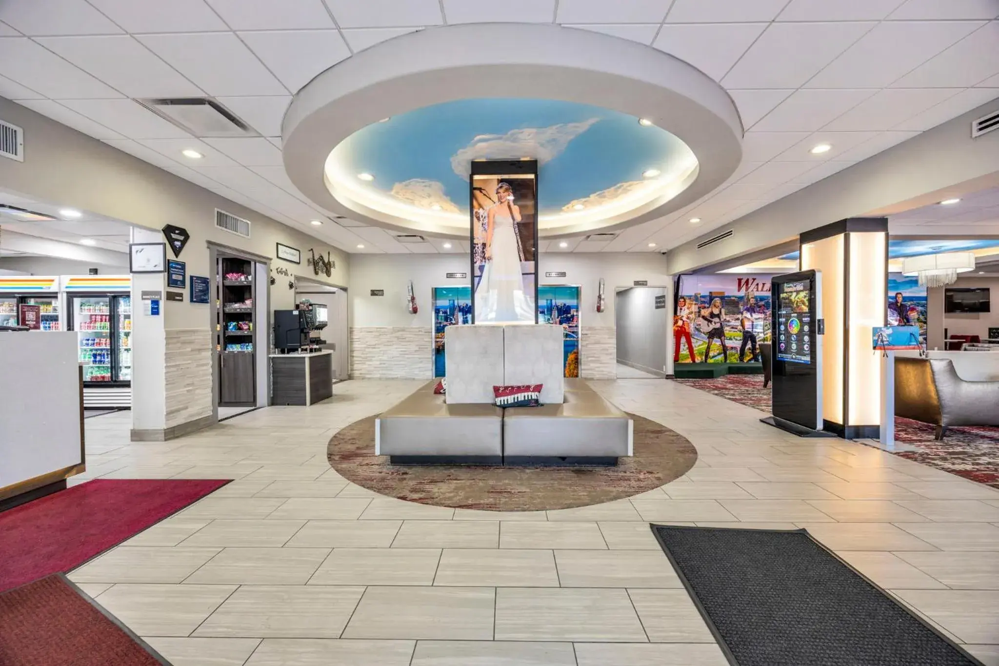 Property building in Best Western Downtown PLUS Music Row Property building in Best Western Downtown PLUS Music Row