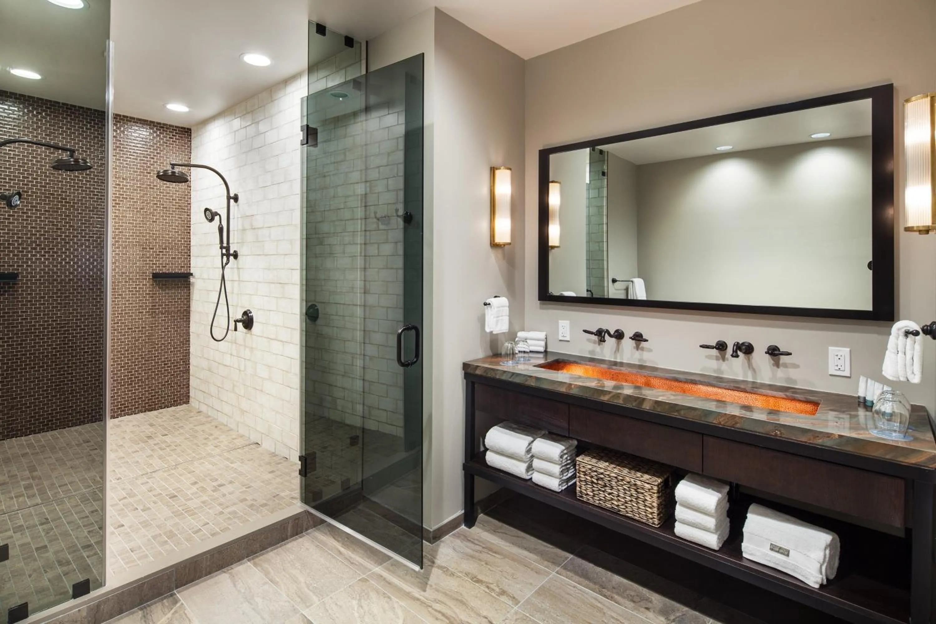 Bathroom in The Westin Oaks Houston at the Galleria