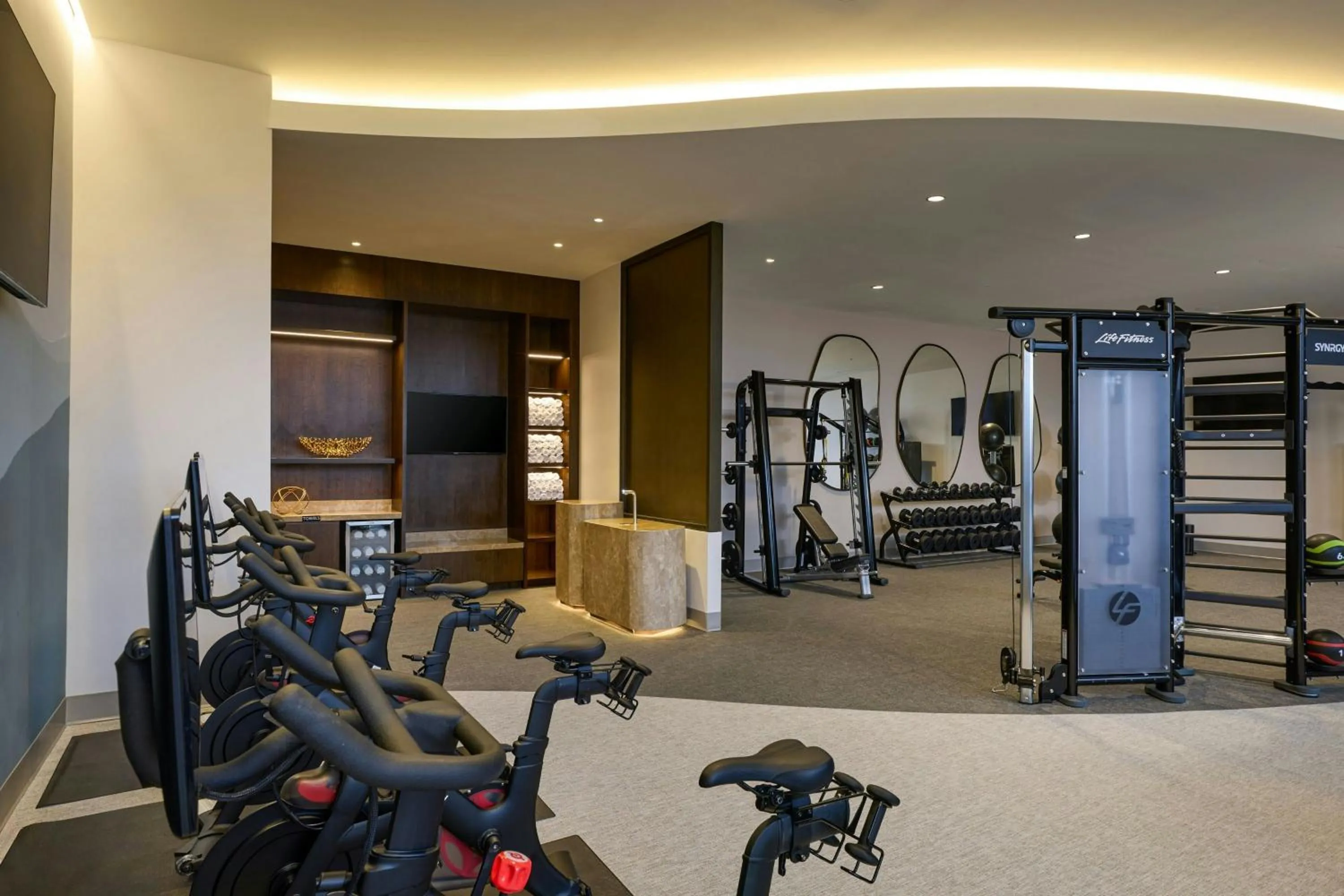 Fitness centre/facilities in The Westin Oaks Houston at the Galleria