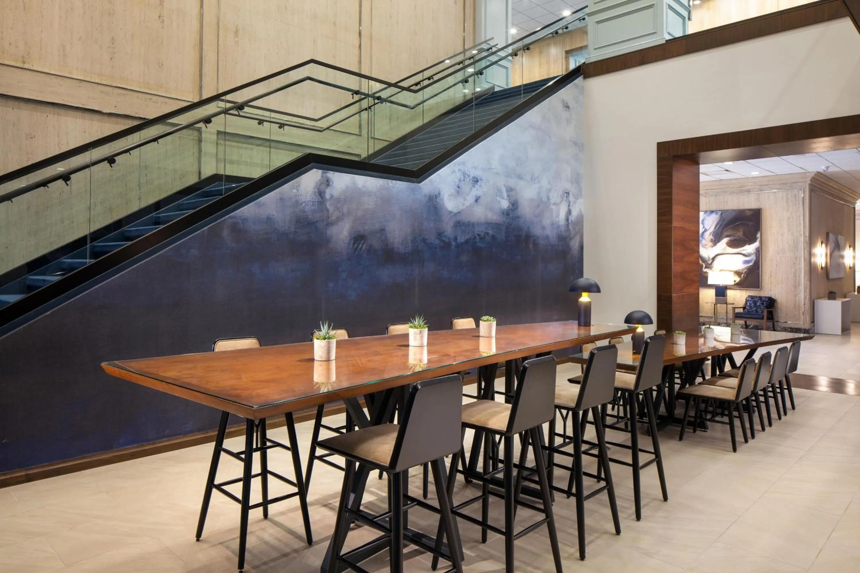 Lobby or reception in The Westin Oaks Houston at the Galleria