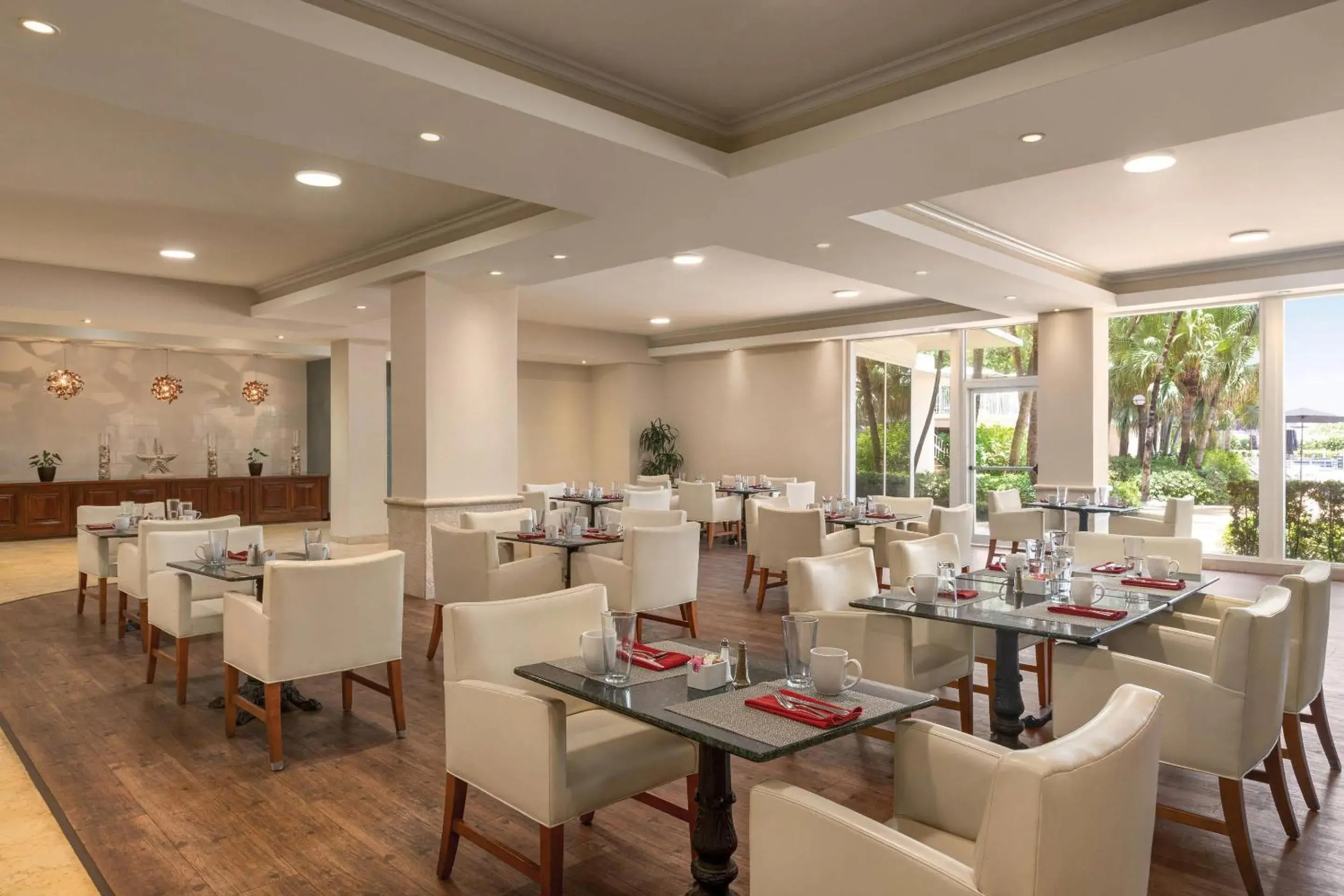 Restaurant/places to eat in Radisson Resort Miami Beach Restaurant/places to eat in Radisson Resort Miami Beach