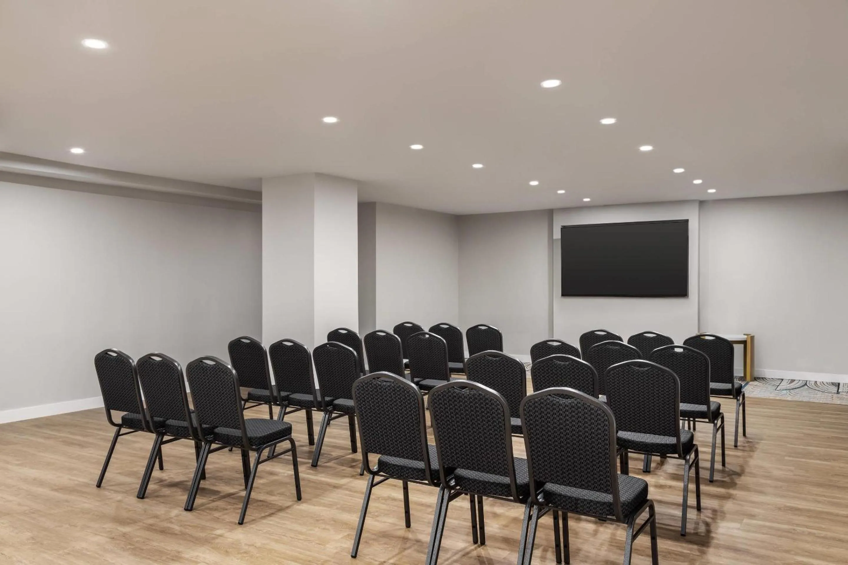 Meeting/conference room in Radisson Resort Miami Beach