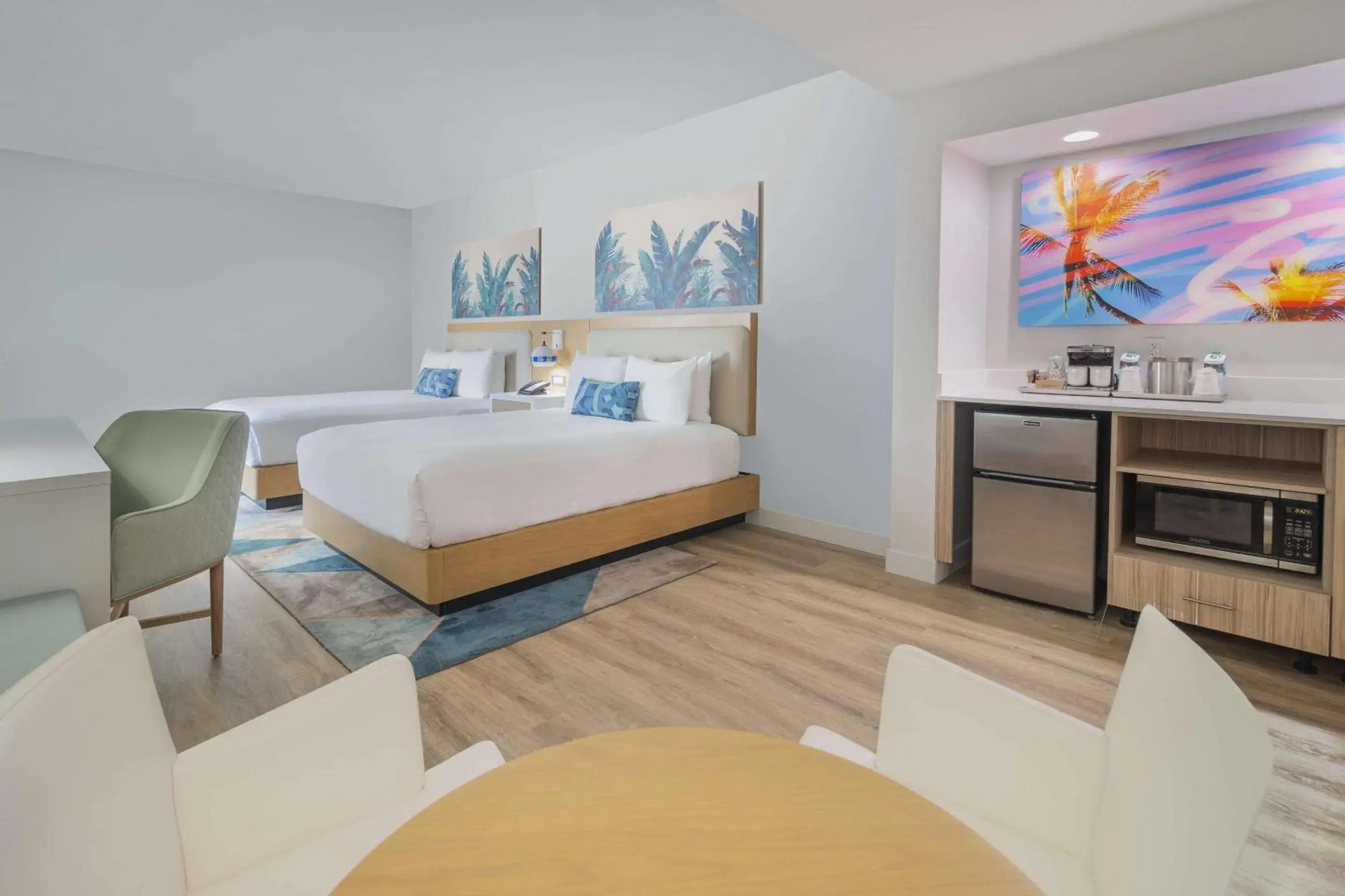 Bedroom, Bed in Radisson Resort Miami Beach Bedroom, Bed in Radisson Resort Miami Beach