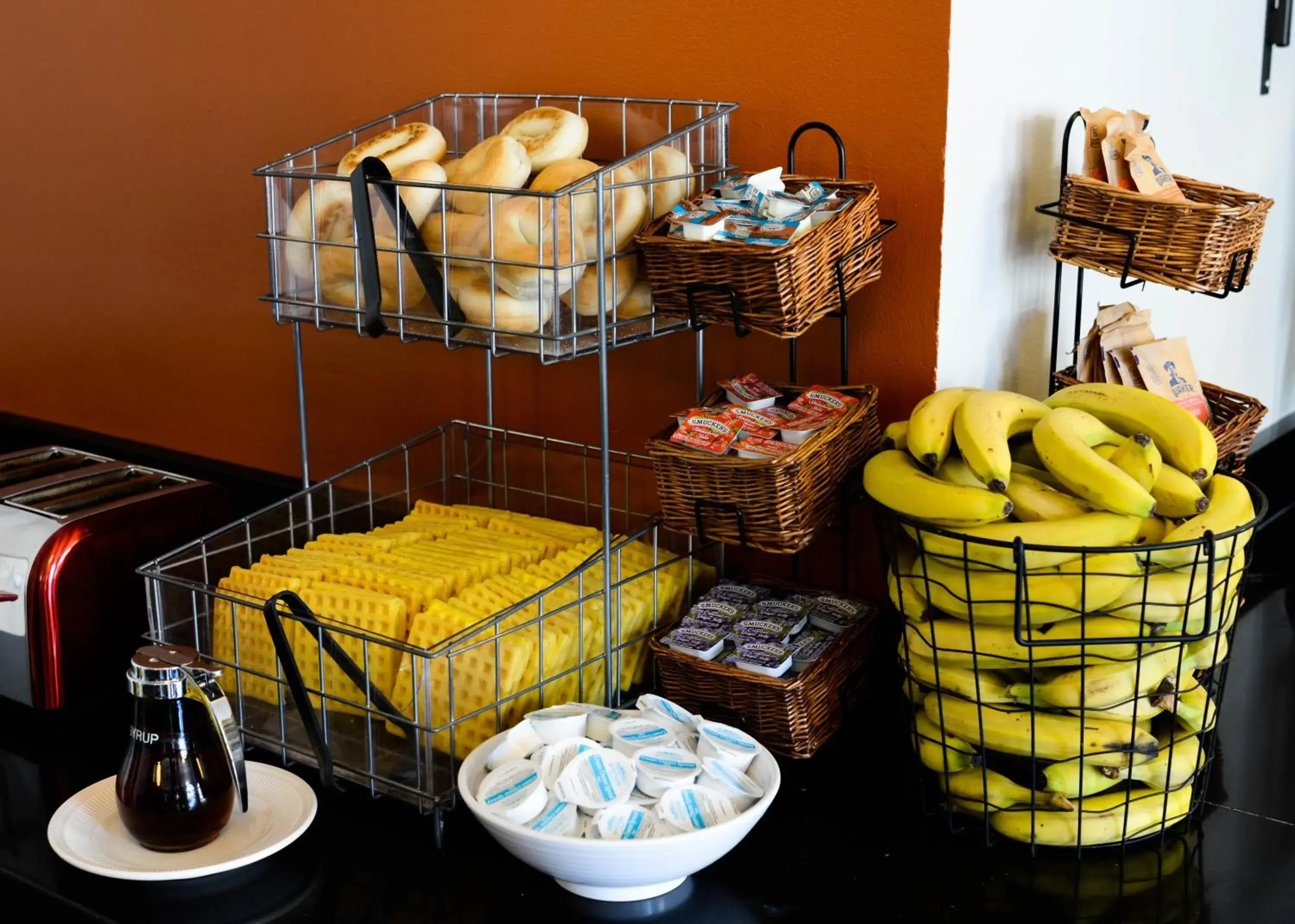 Breakfast in Chicago Getaway Hostel Breakfast in Chicago Getaway Hostel