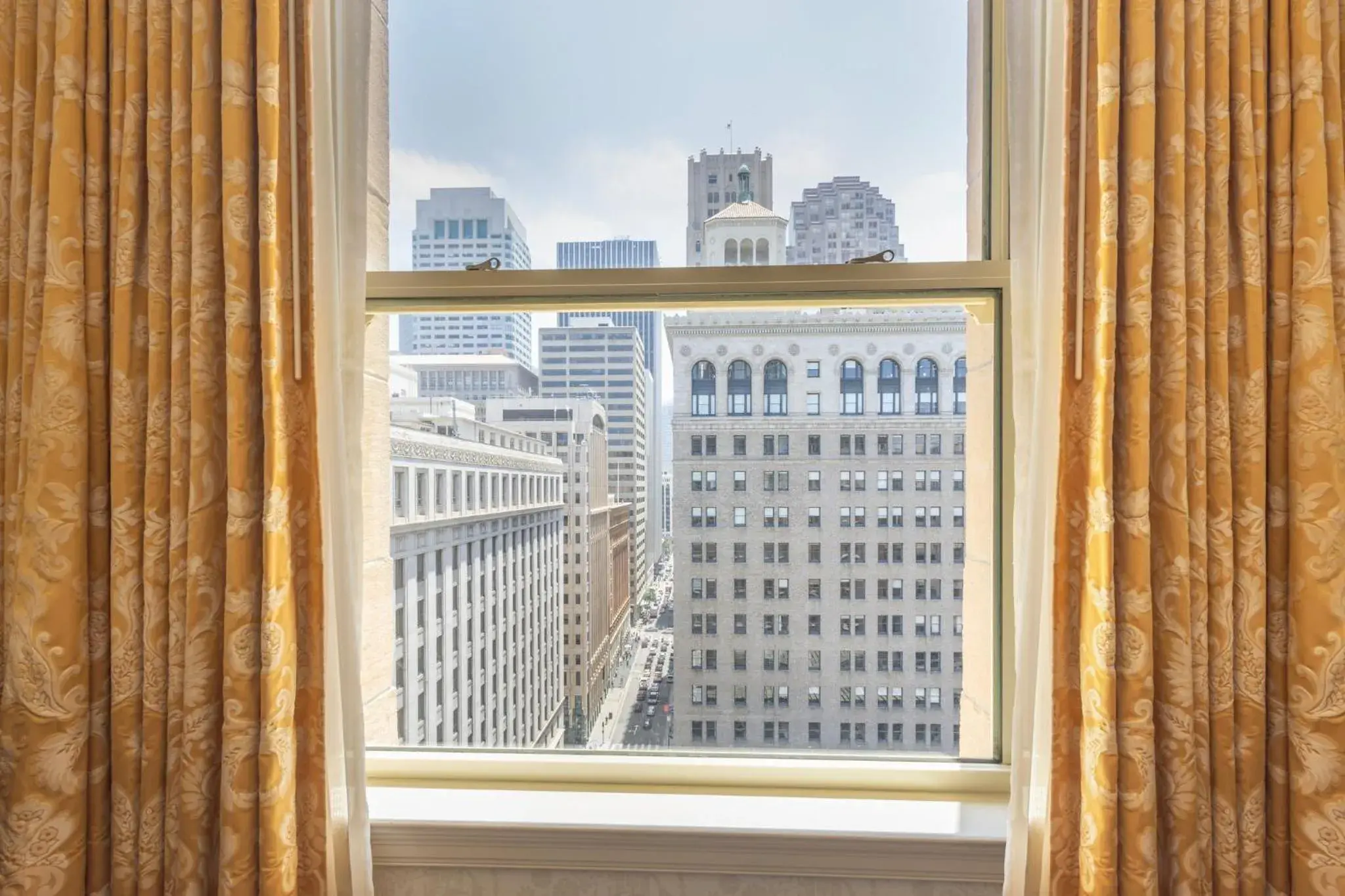 Property building in Omni San Francisco Property building in Omni San Francisco