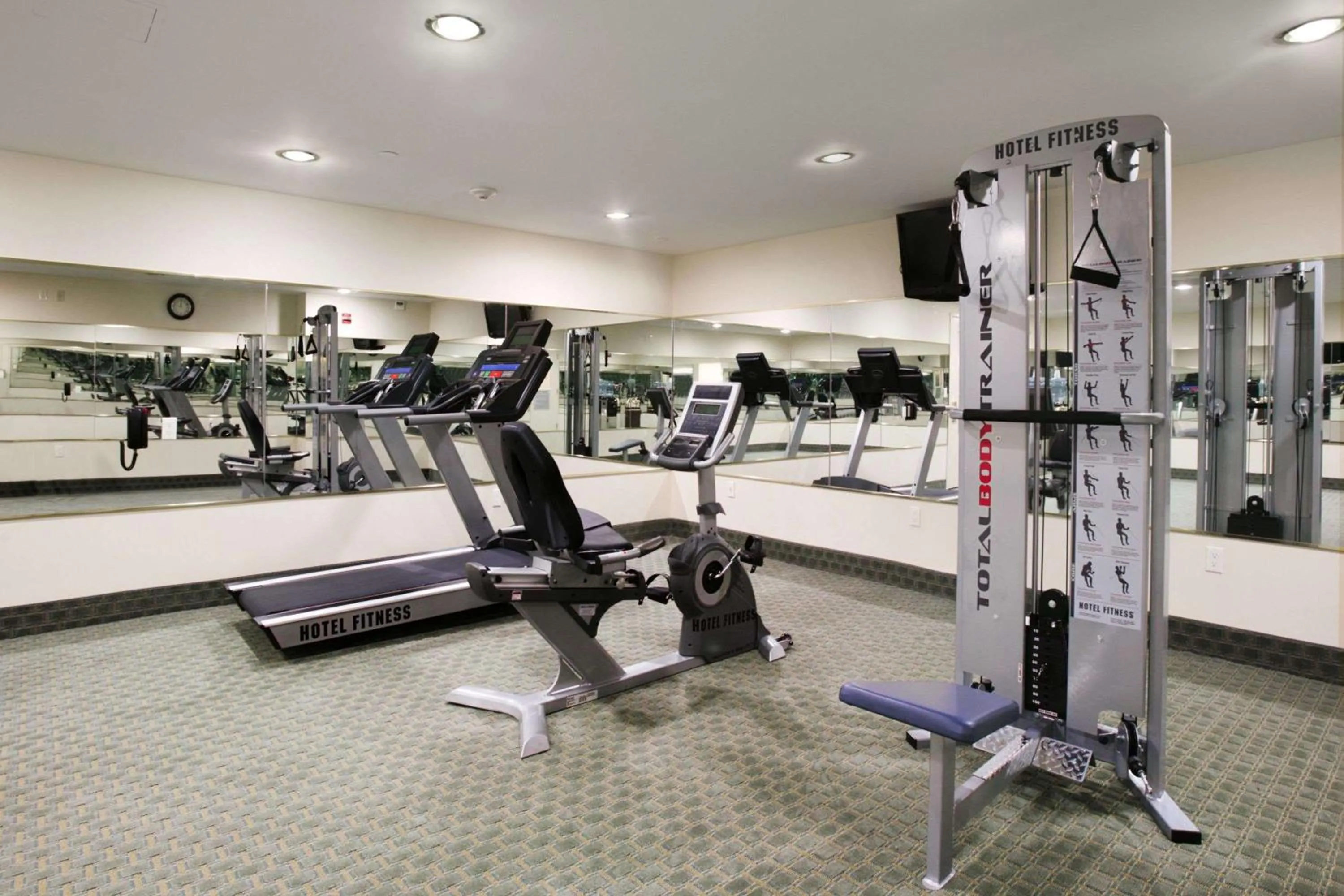 Fitness centre/facilities, Fitness Center/Facilities in Royal Stay Hotel