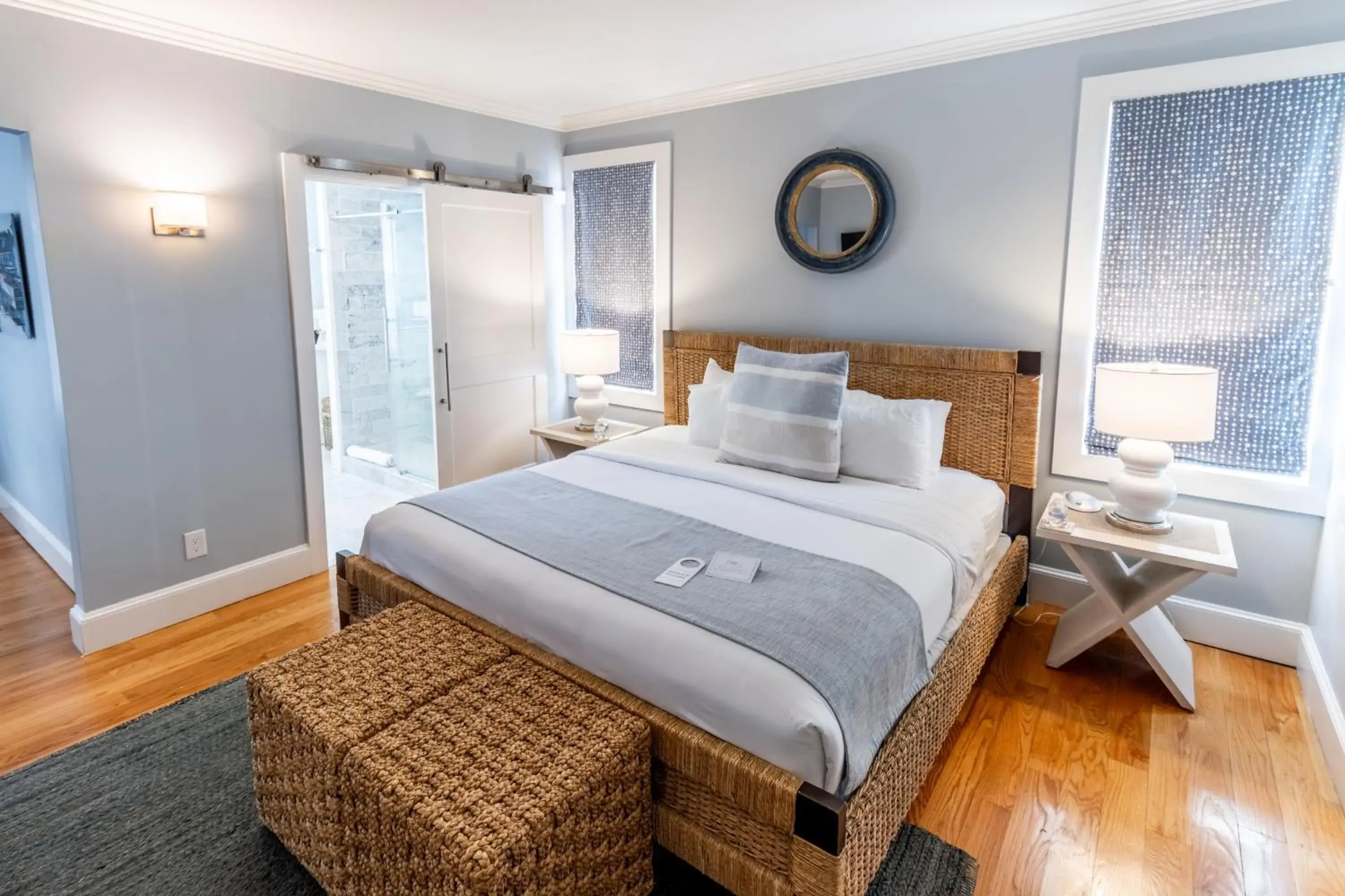 Basic Triple Room in Town & Tide Inn Basic Triple Room in Town & Tide Inn