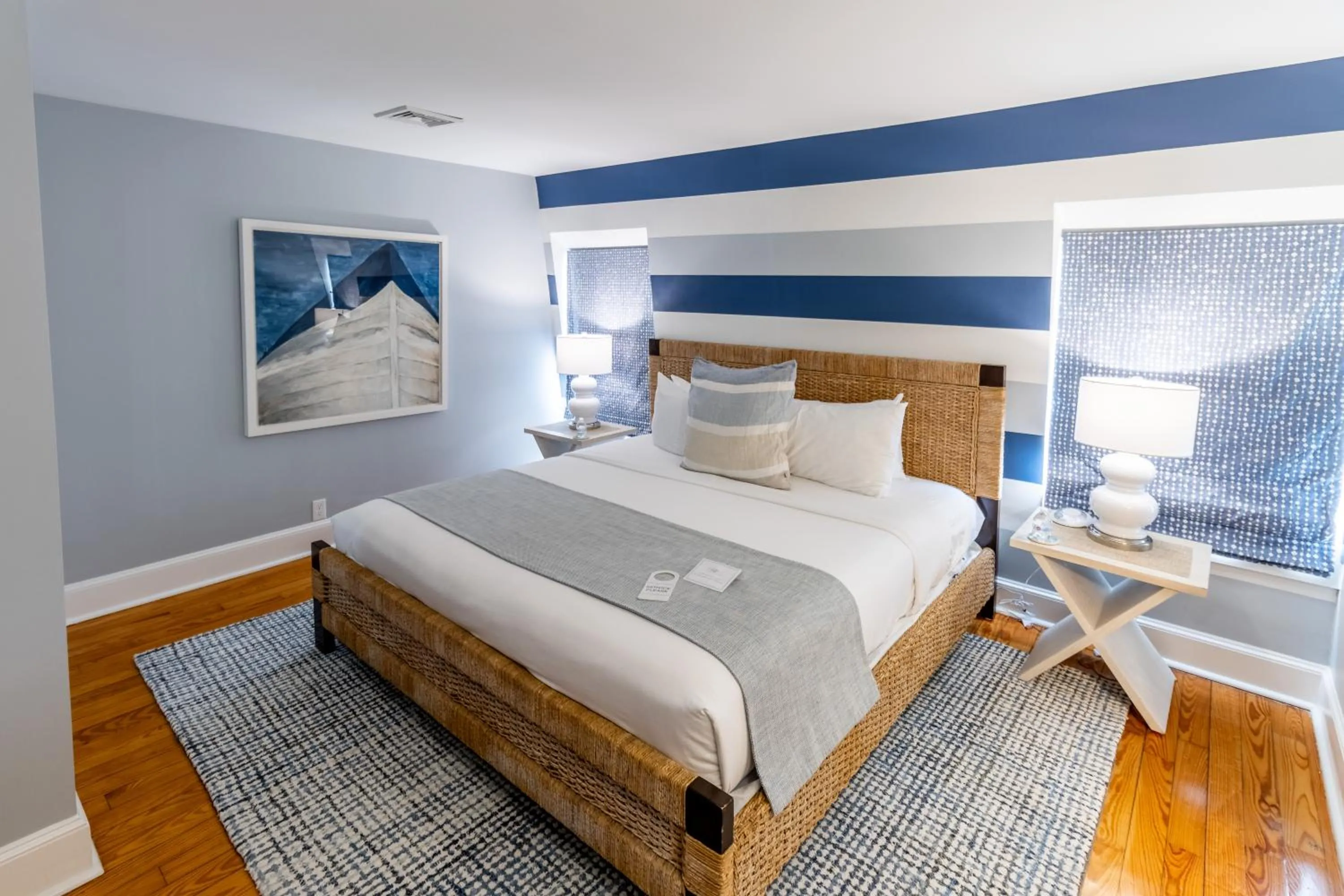 Standard King Room in Town & Tide Inn