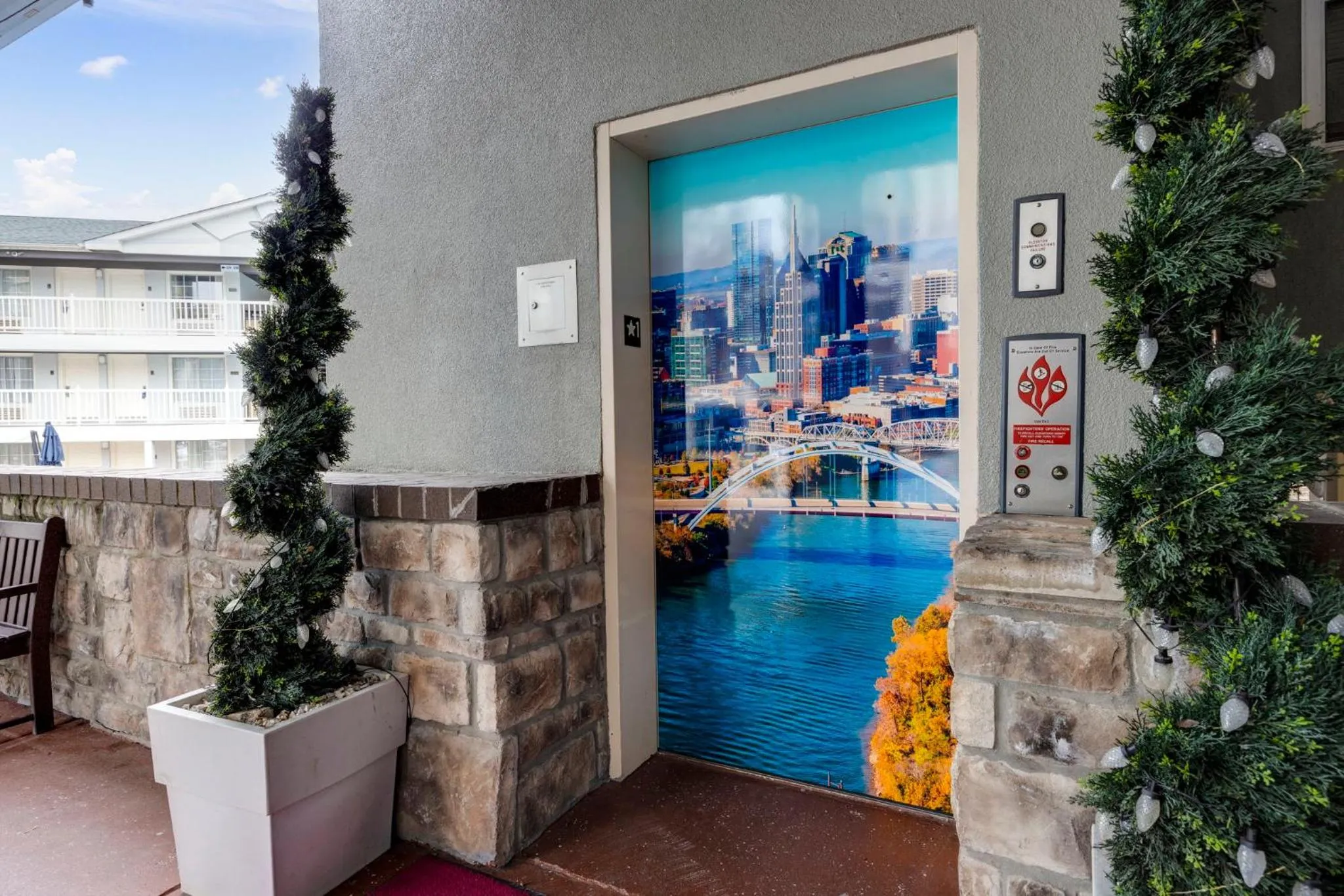 Property building in Comfort Inn Downtown Nashville - Music City Center