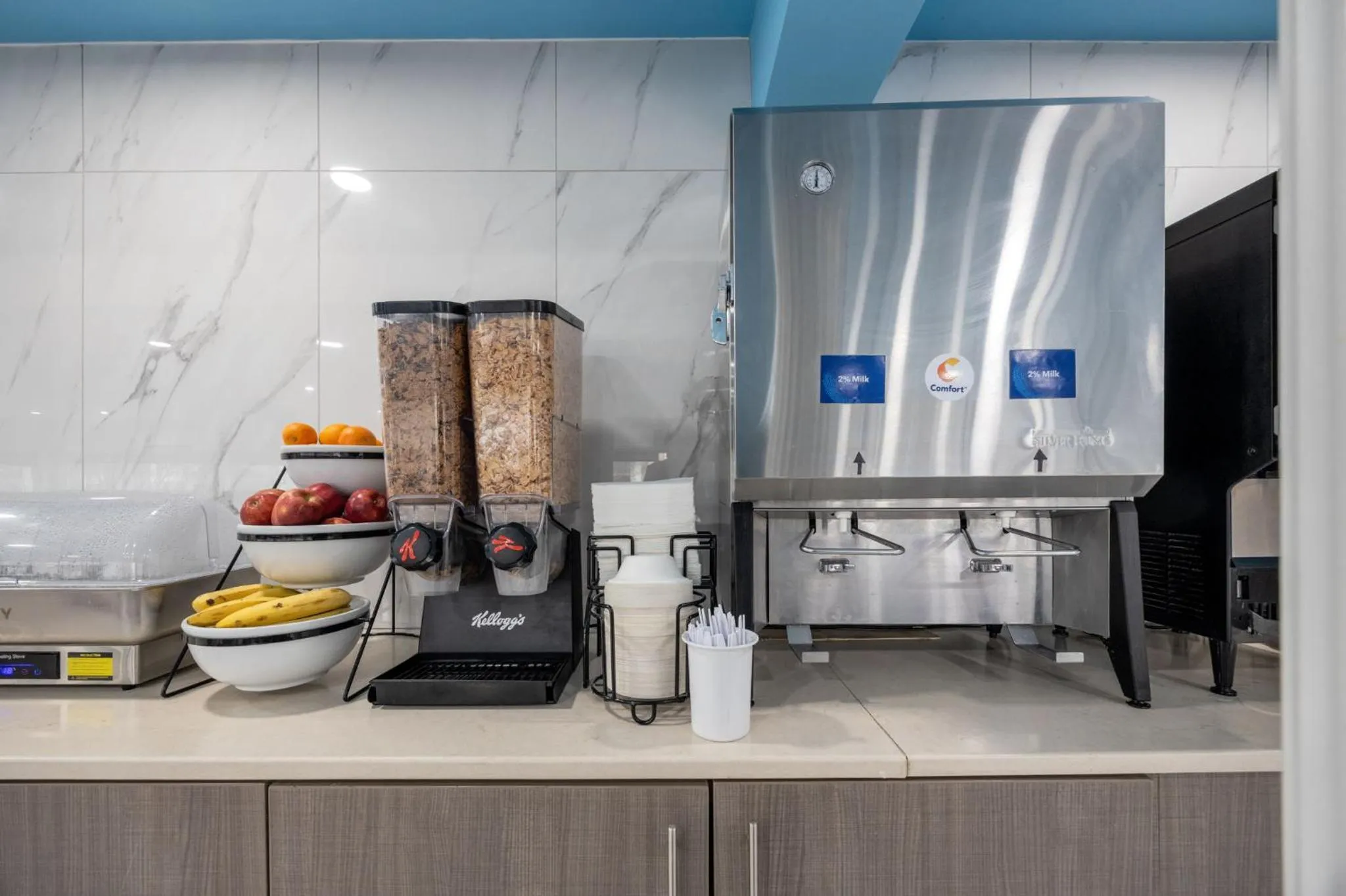 Breakfast in Comfort Inn Downtown Nashville - Music City Center