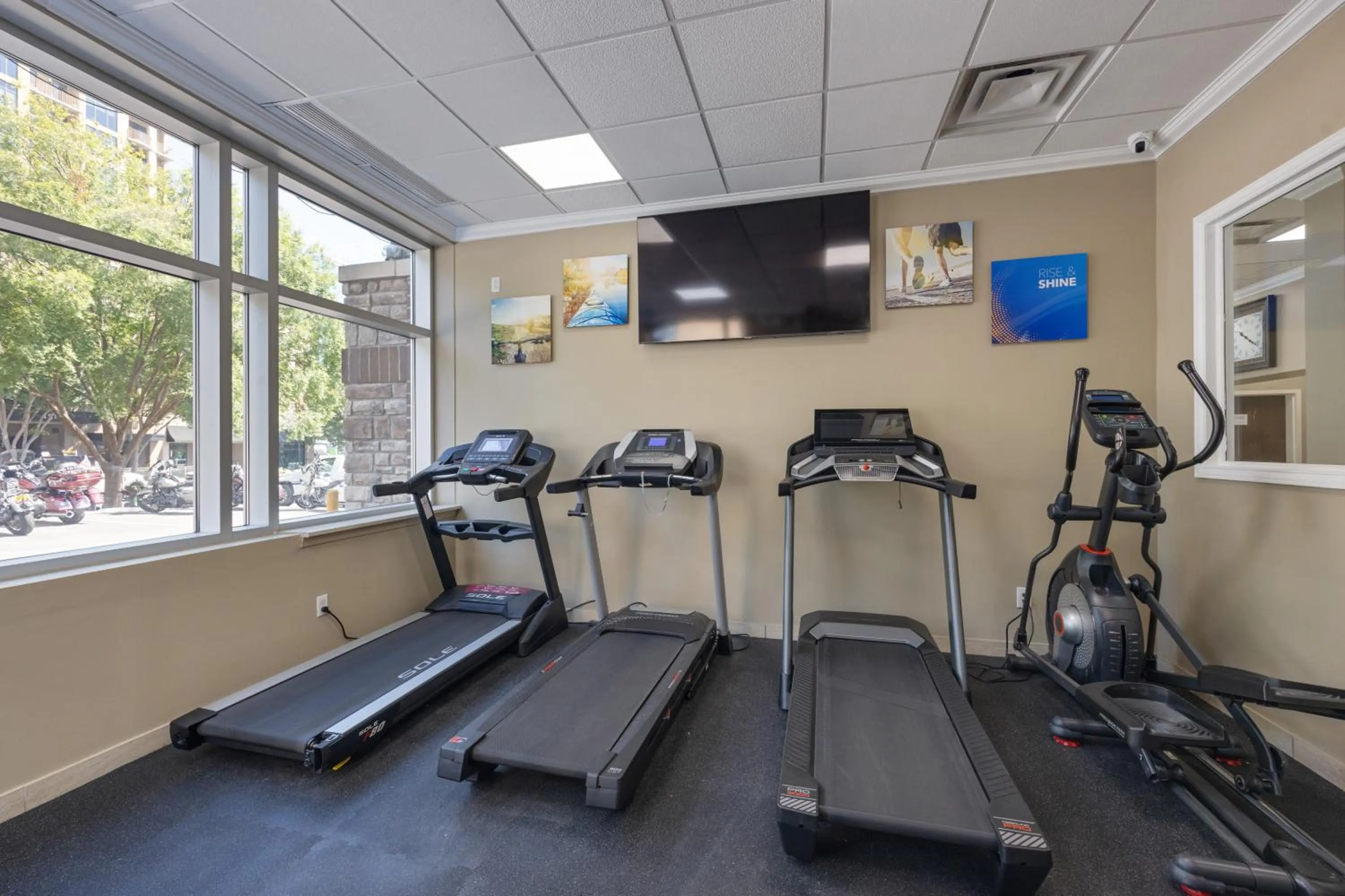 Fitness centre/facilities in Comfort Inn Downtown Nashville - Music City Center
