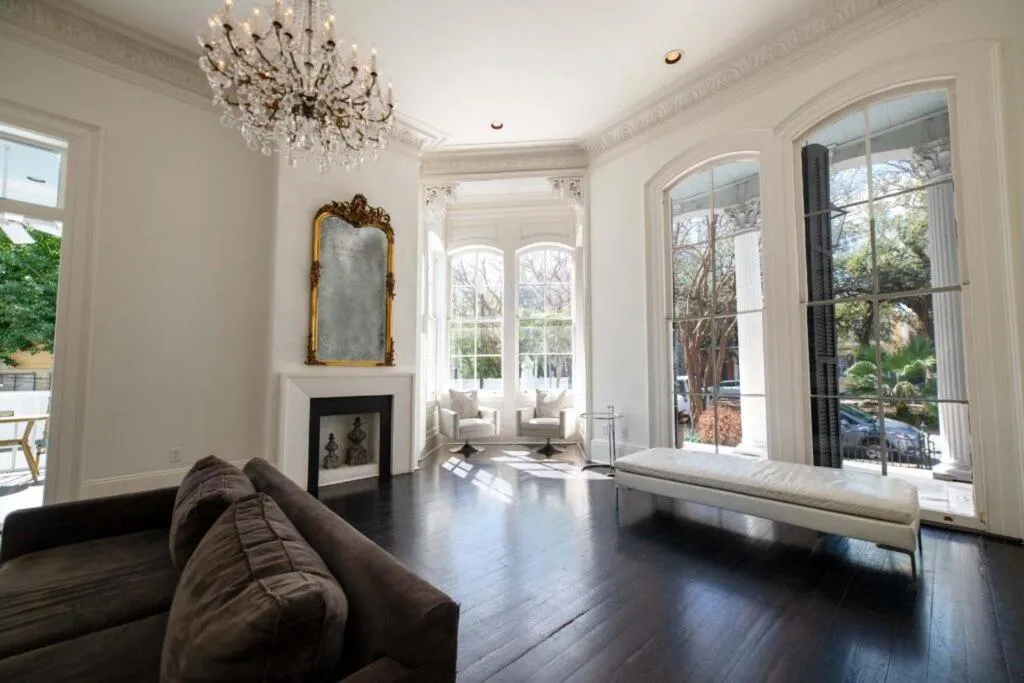 Lobby or reception in Melrose Mansion