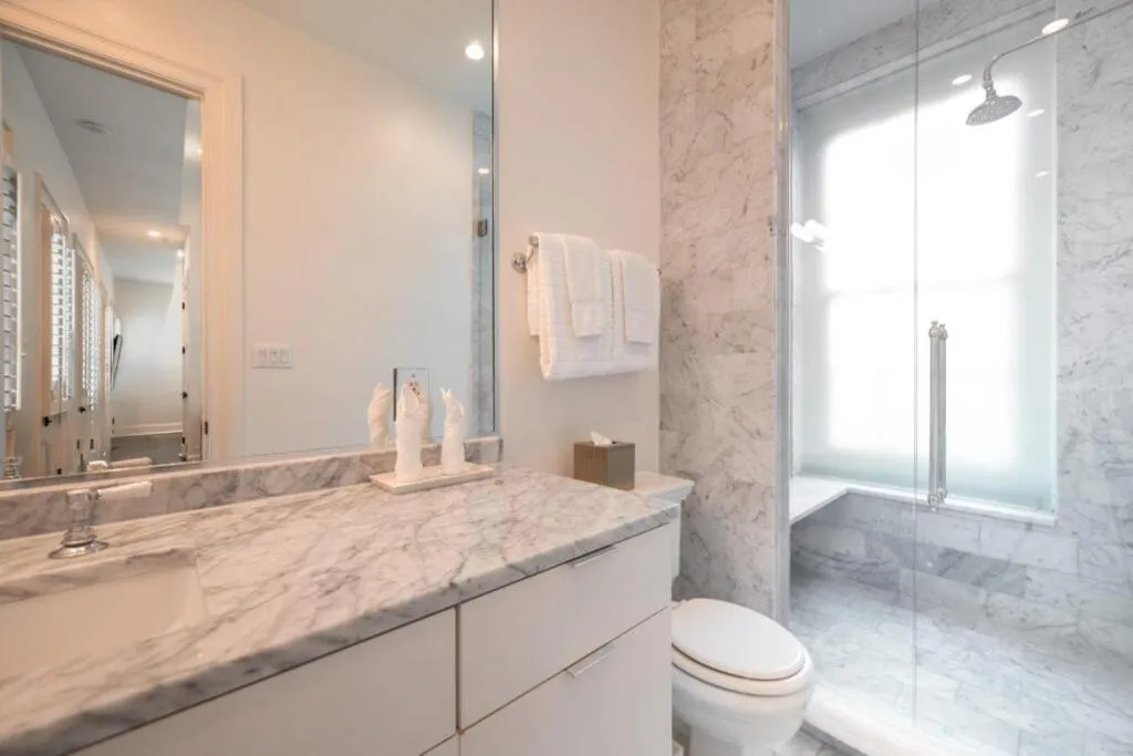 Bathroom in Melrose Mansion