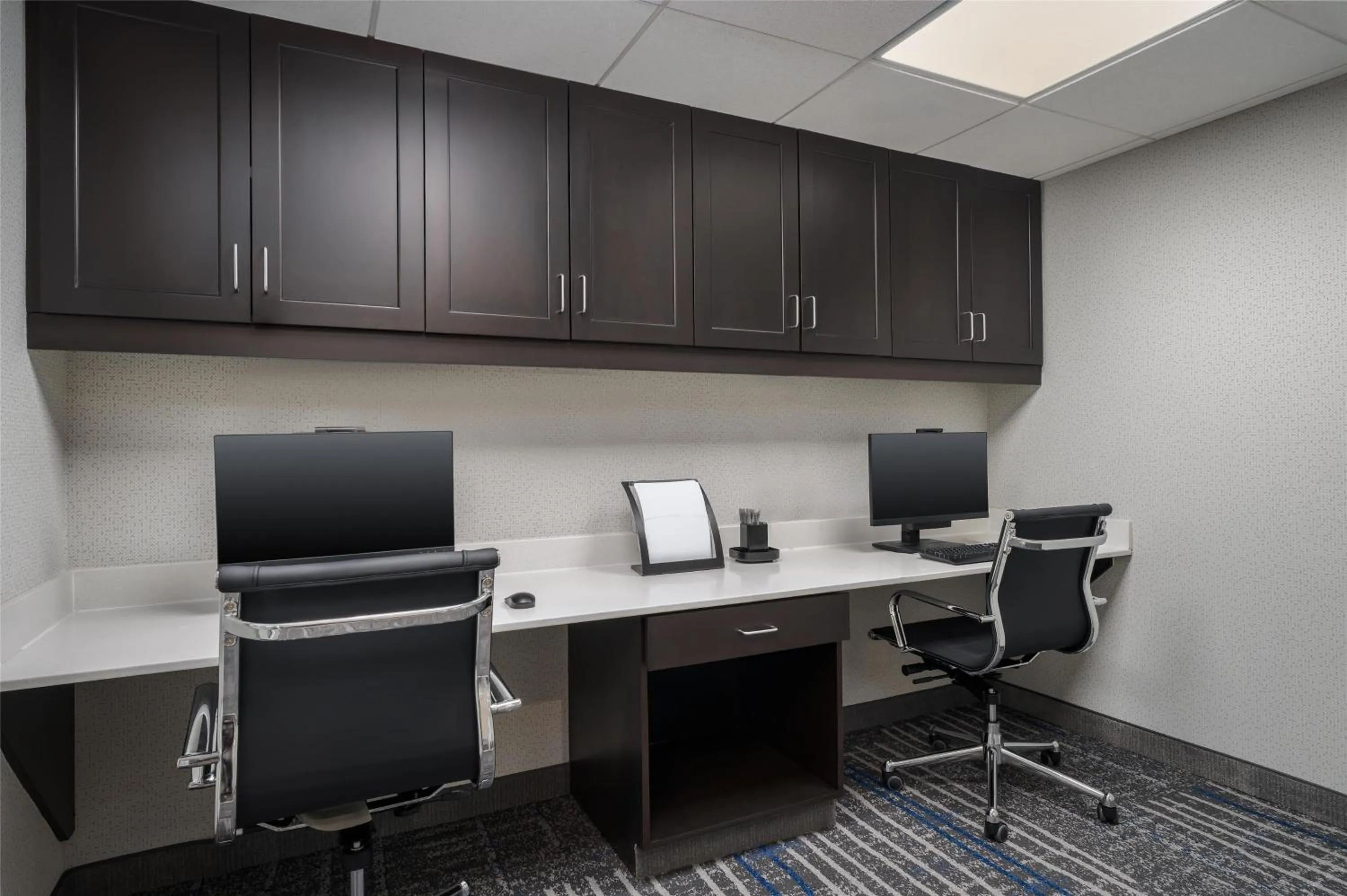 Business facilities in Hampton Inn-Pawtucket, RI
