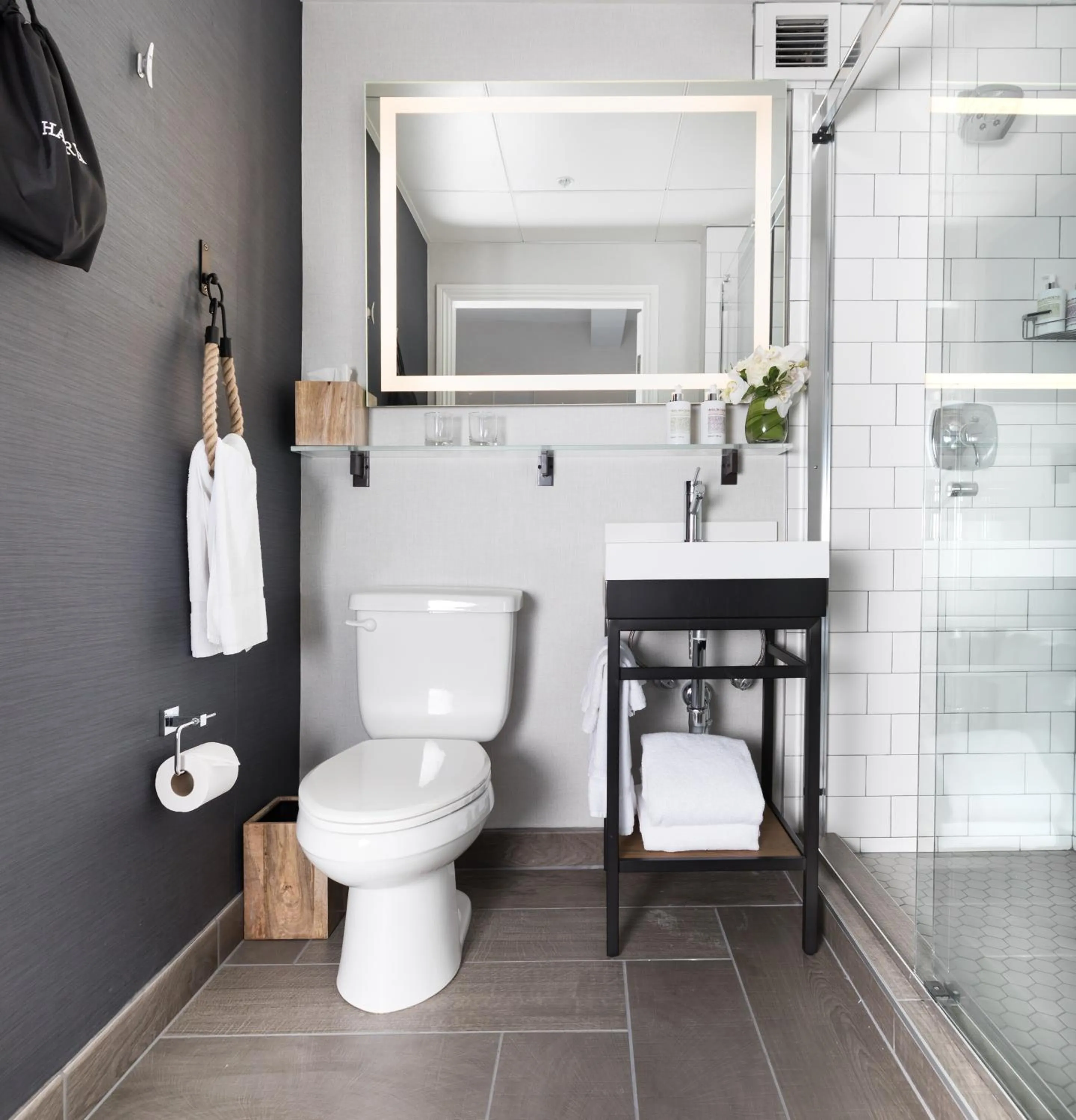 Bathroom in Harbor Court Hotel