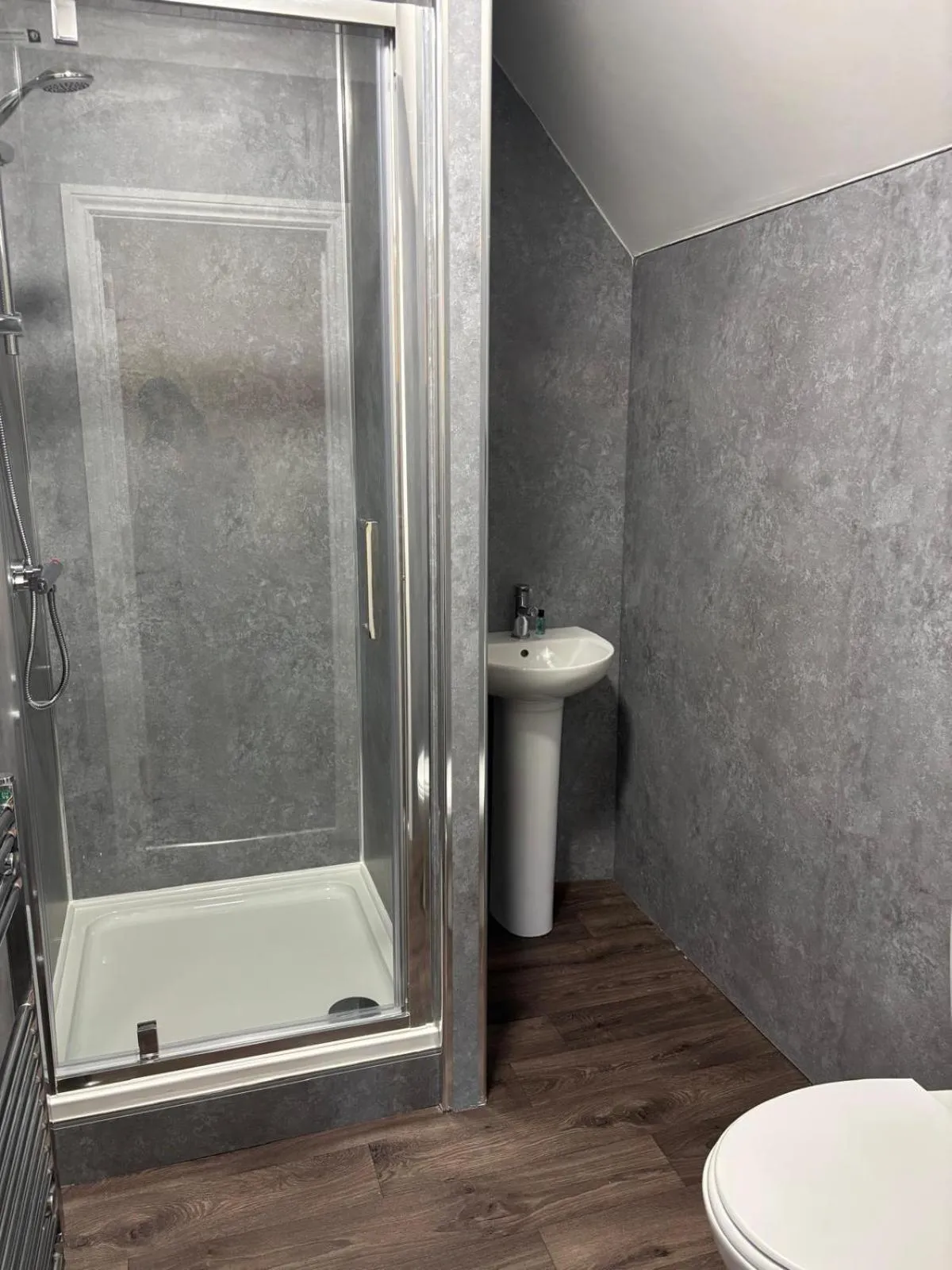 The Tudor House Hotel